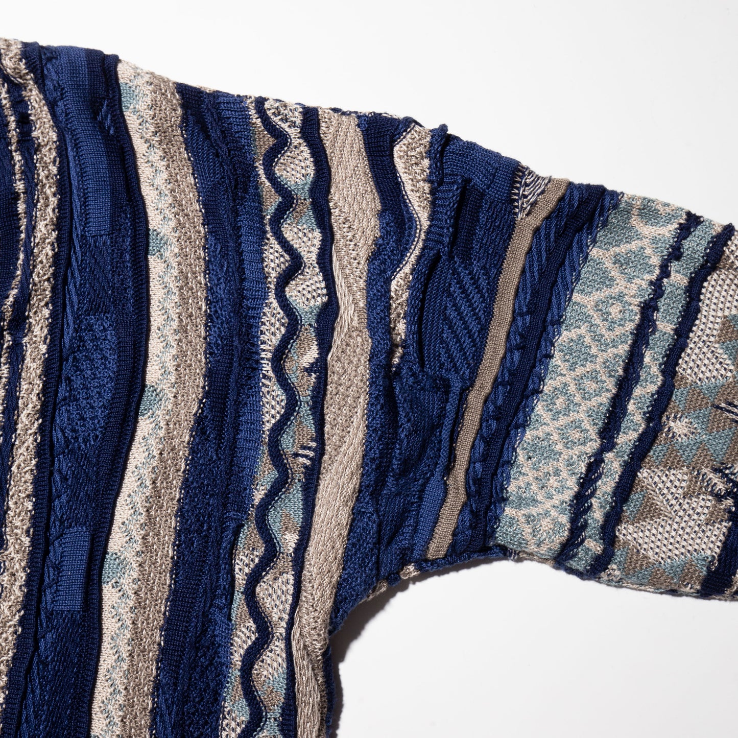 vintage tundra 3d knit cardigan