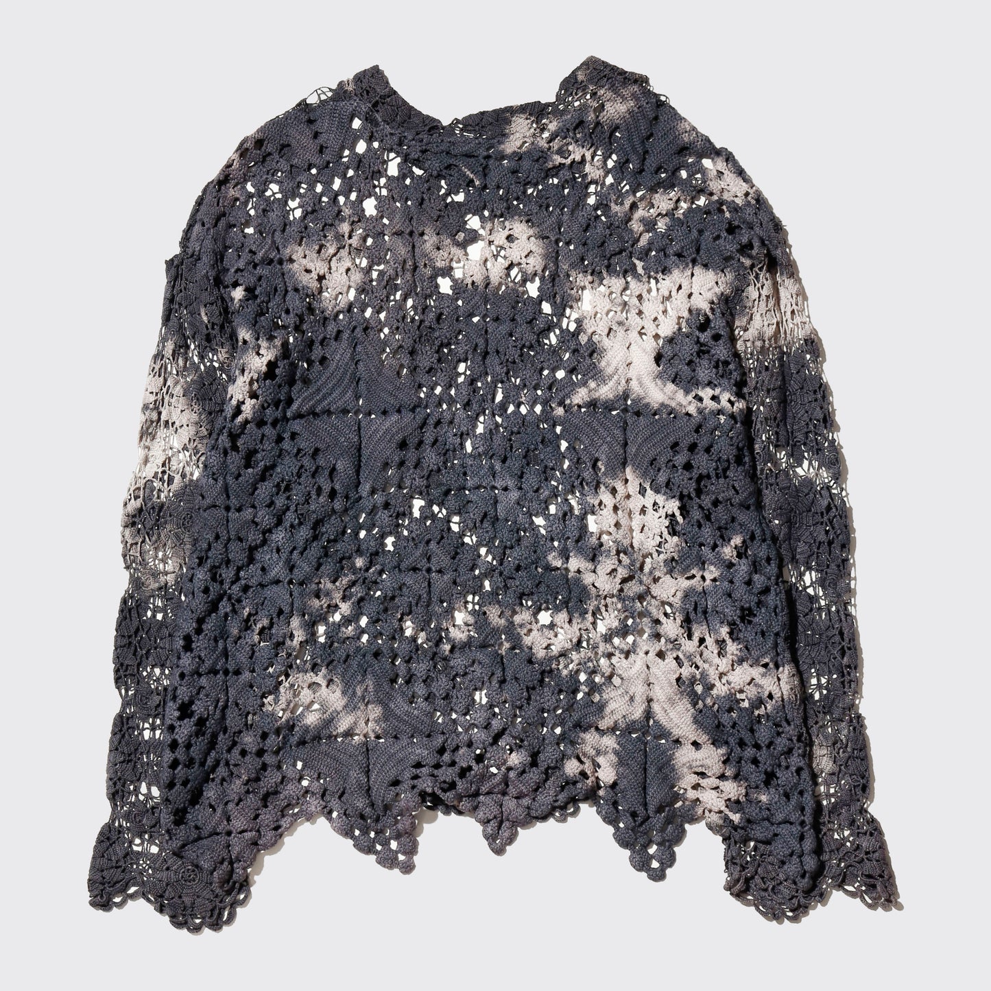 *one-off acid dye vintage lace up pullover