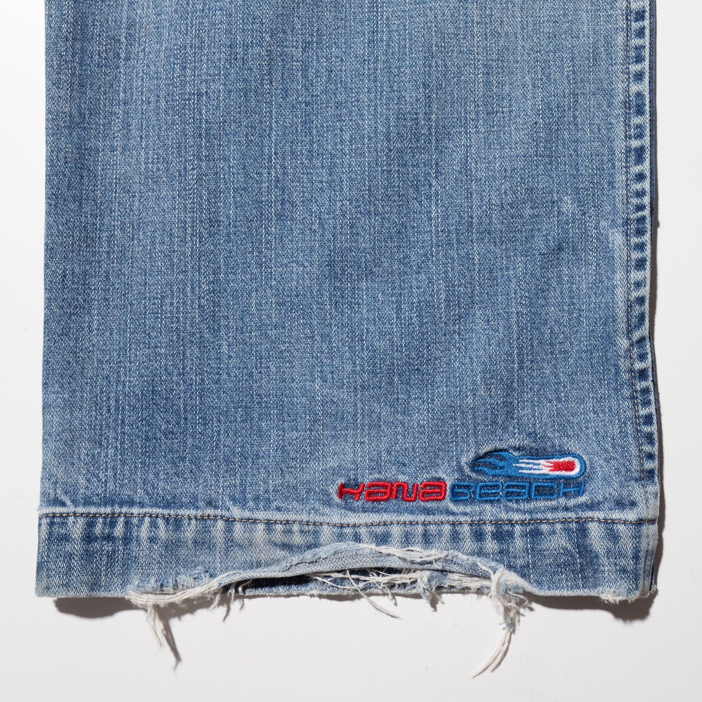 vintage paint and broderie custom jeans