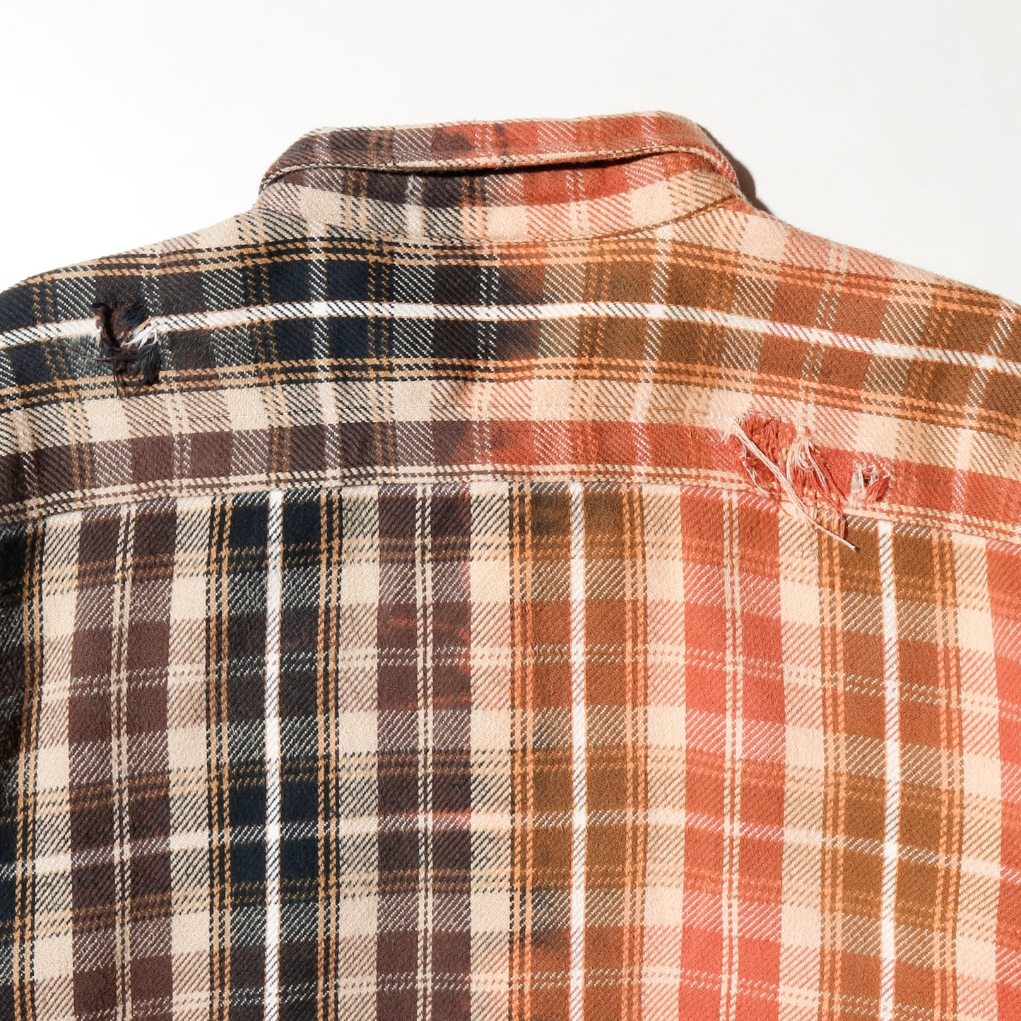 *one-off broken 2tone flannel check shirt, with copper badge