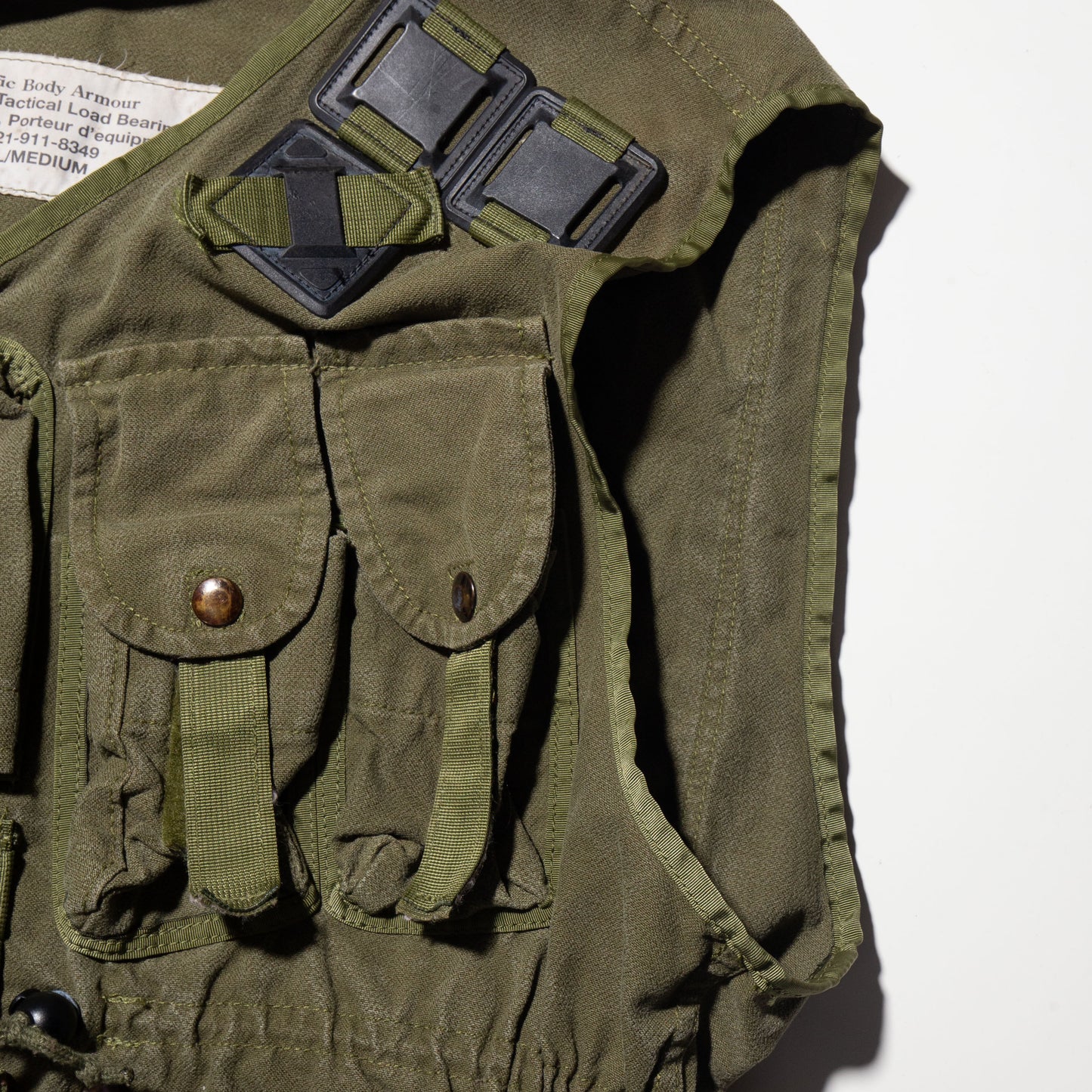 vintage 90's canadian army body armor vest