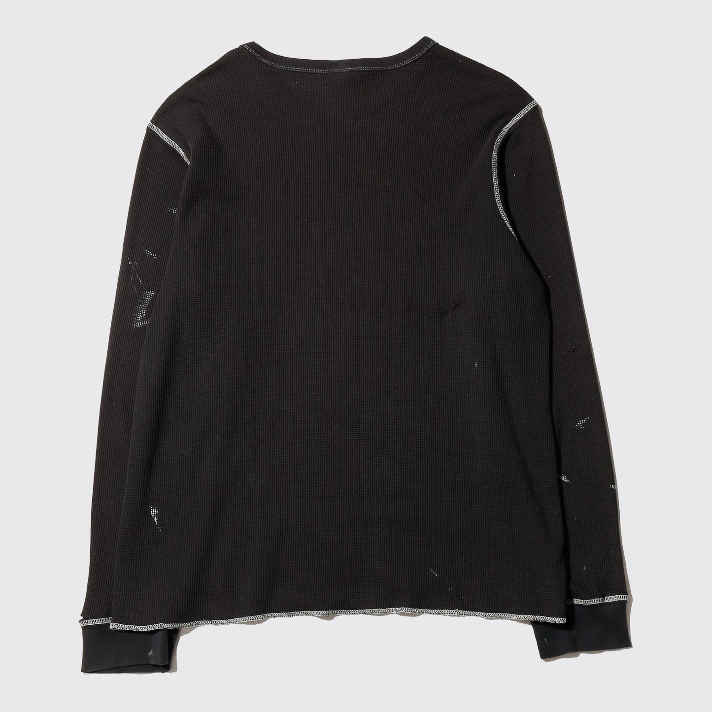 *one-off "the world is yours" hand screen l/s