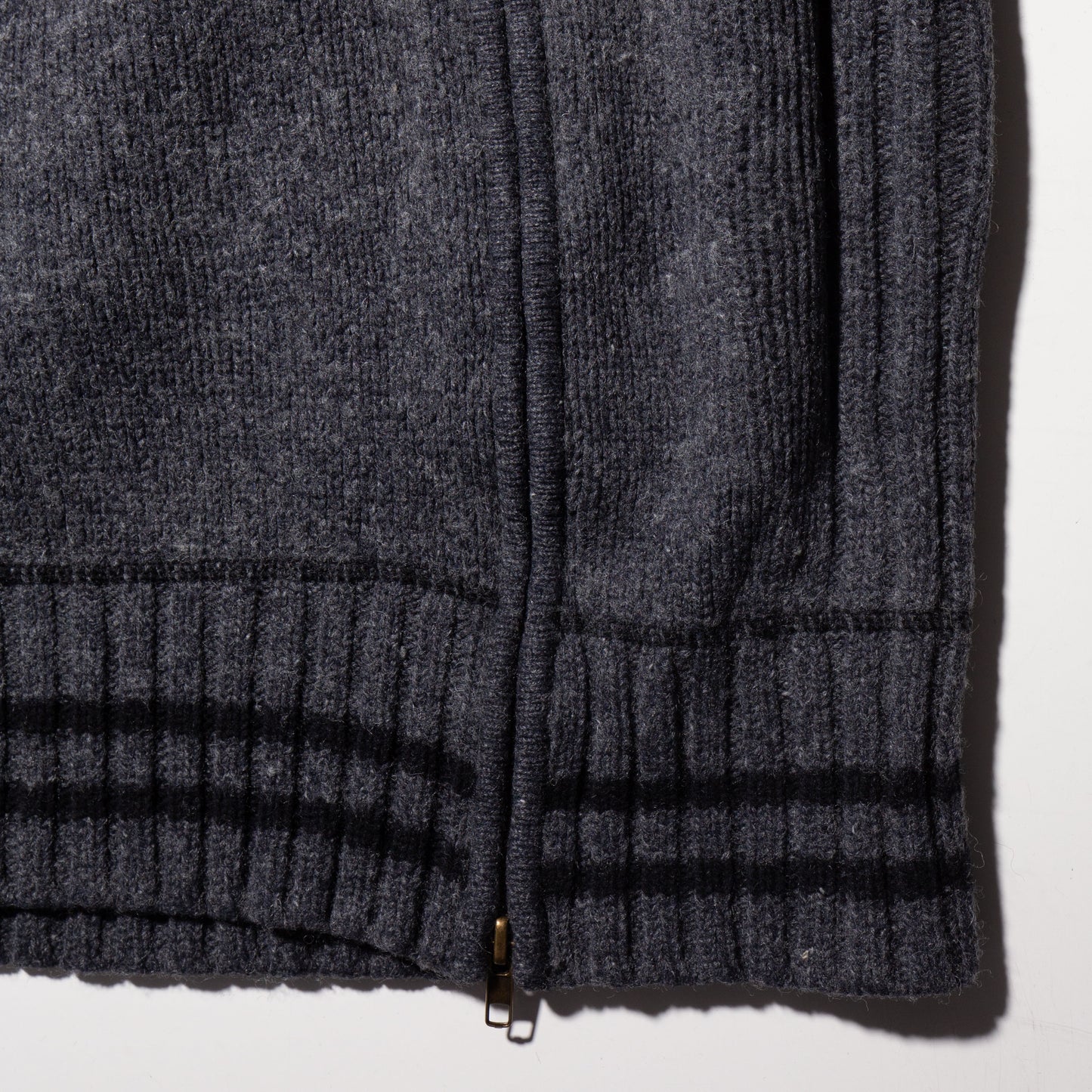 vintage slanting zip knit hoodie