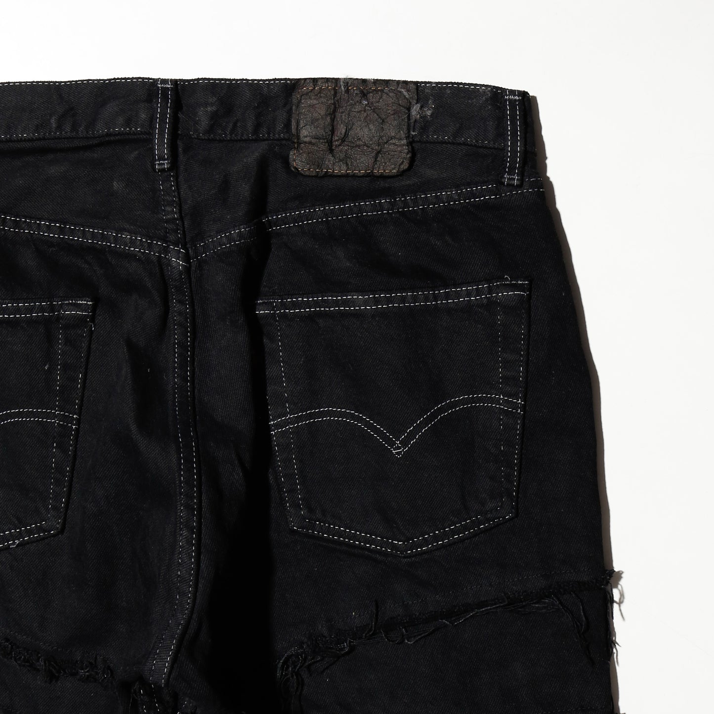 *one-off tsugihagi jeans, model-black finish
