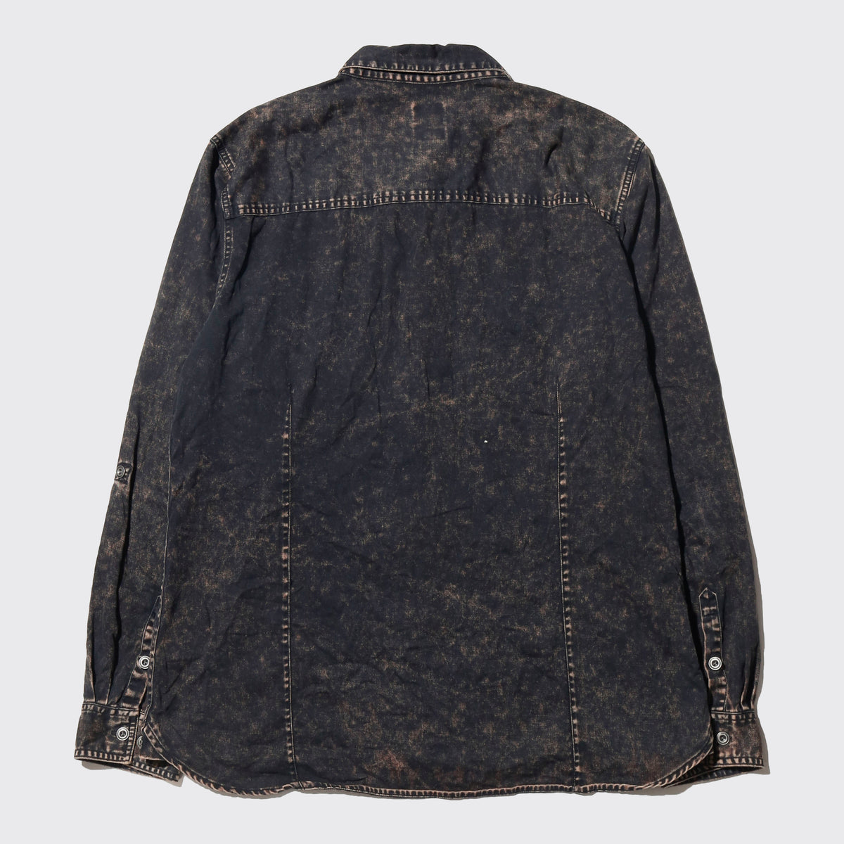 vintage 00's harley-davidson distressed shirt , with copper badge