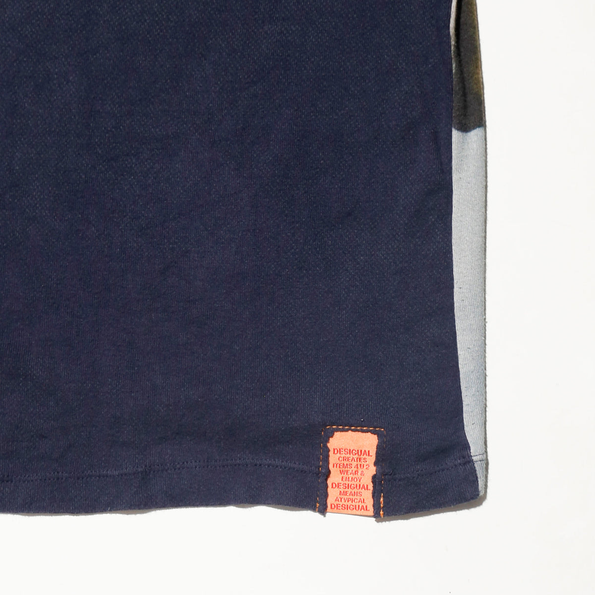 vintage 90-00's desigual body collage cropped l/s t-shirt