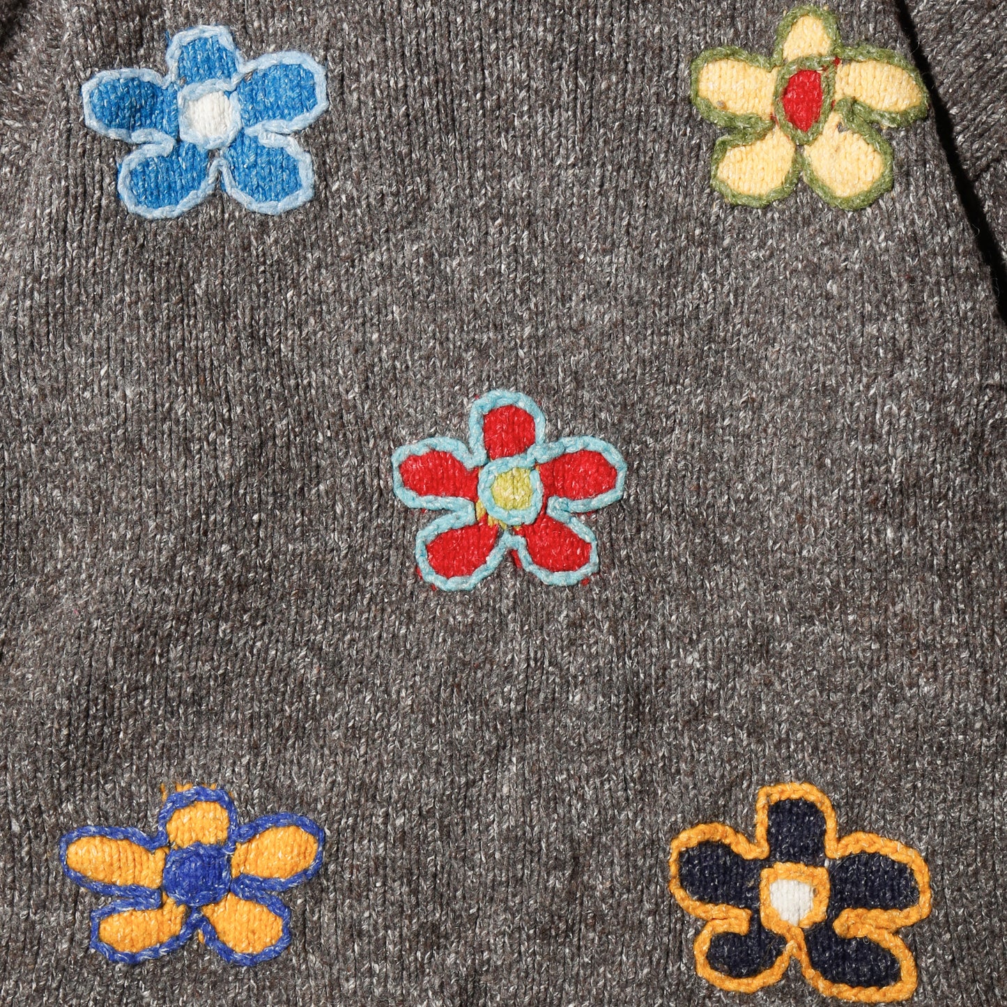 vintage ecuador hand knit flower hoodie