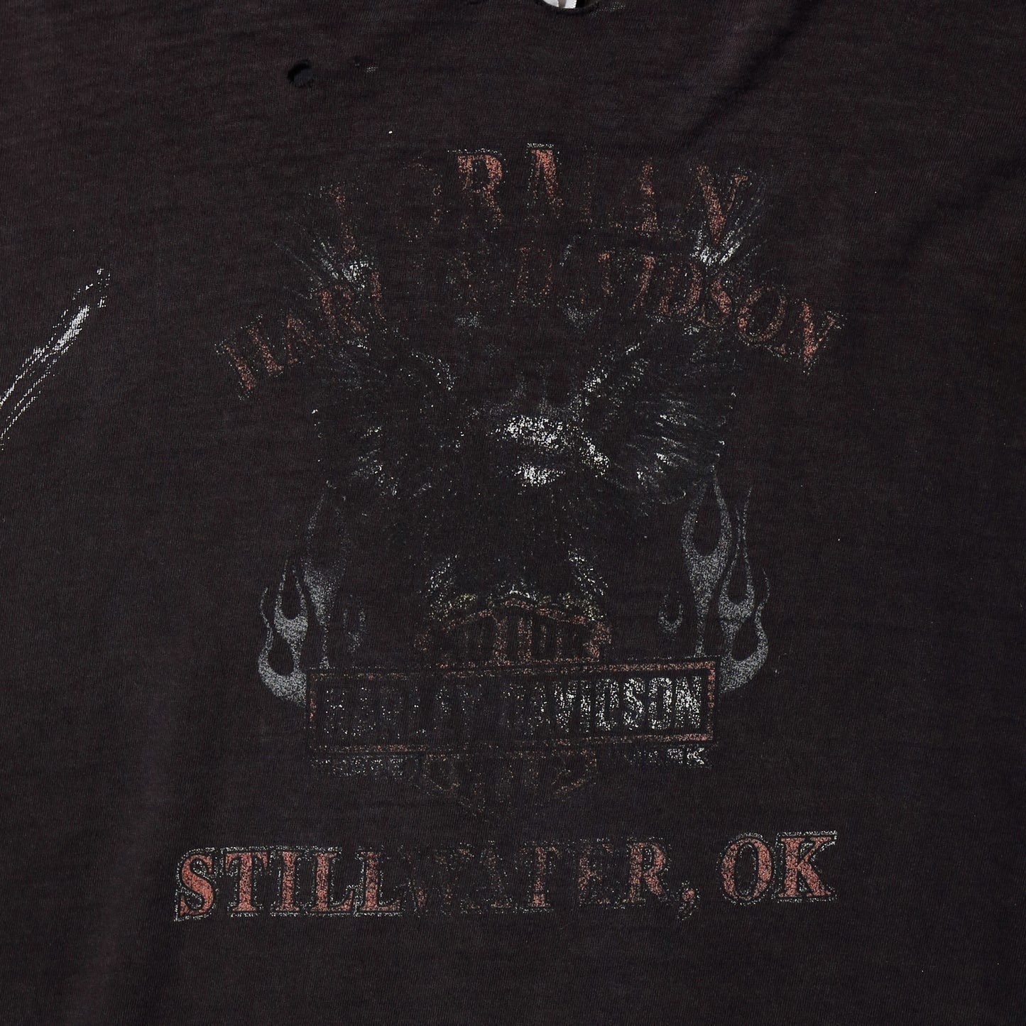 *one-off "the world is yours" broken hand screen n/s t-shirt