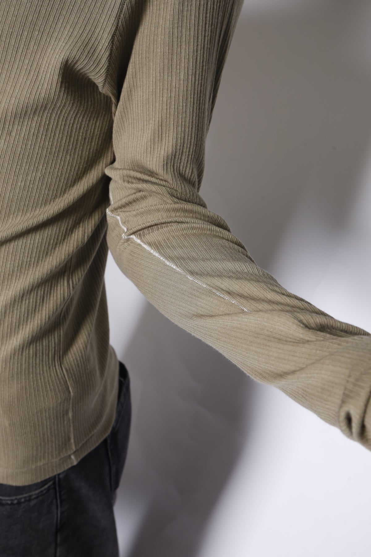 Go Go Darlin' - "DARLIN' BRODERIE HENRY NECK L/S"