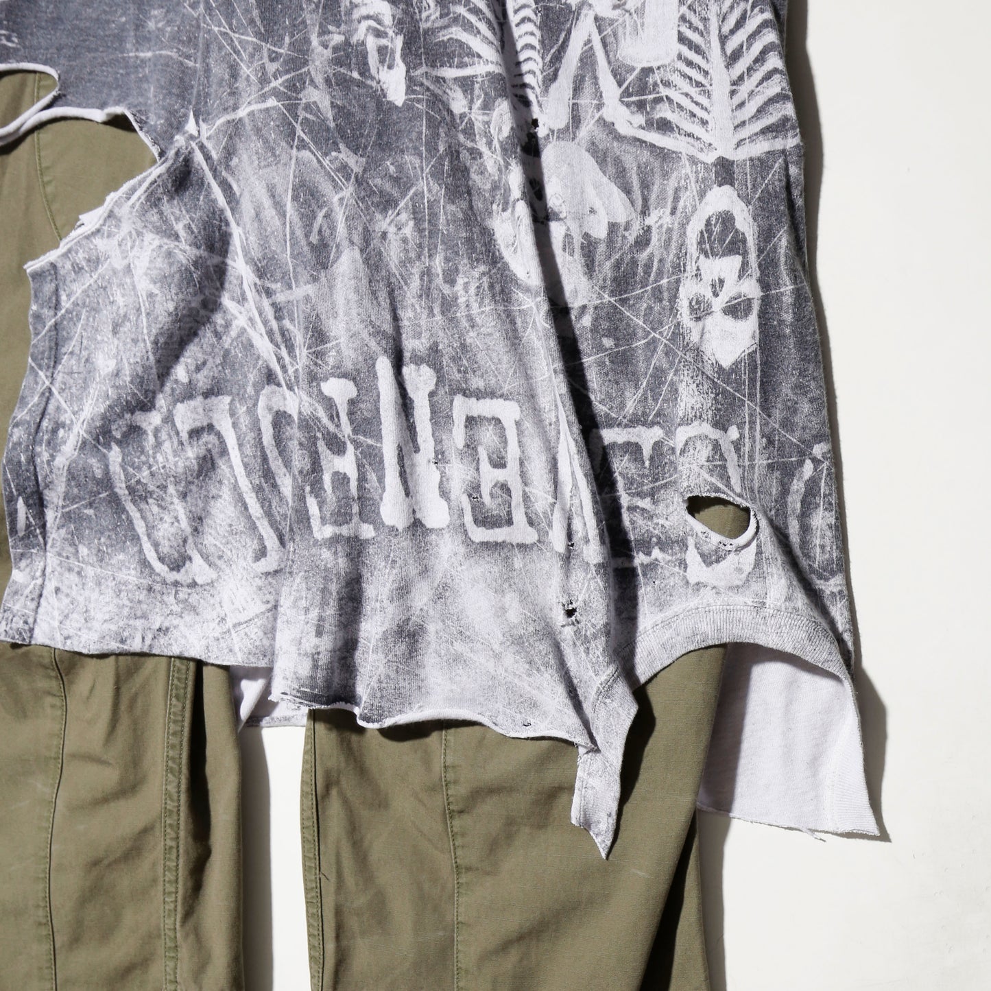 *one-off broken layered trousers