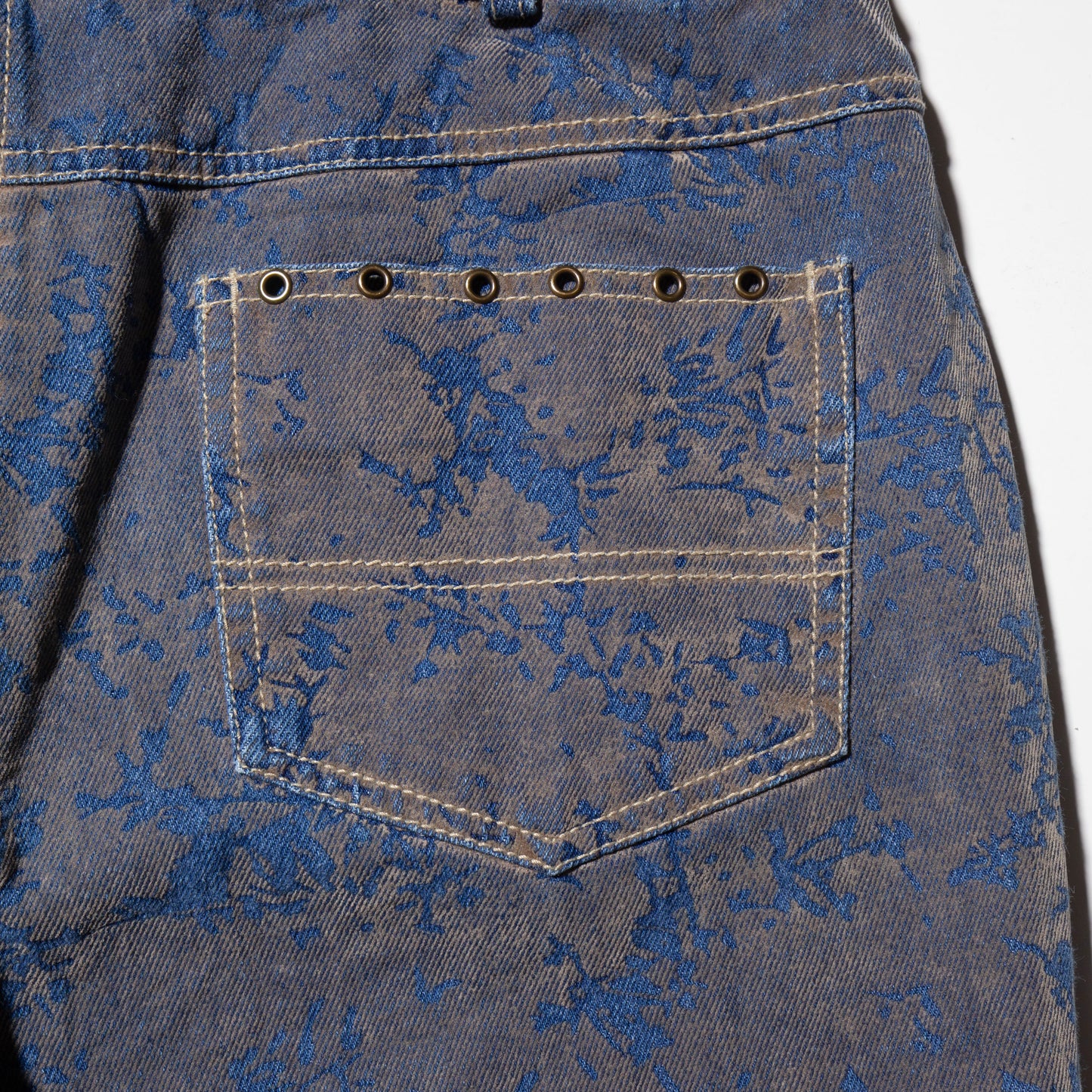 vintage flocked pattern slit flare jeans