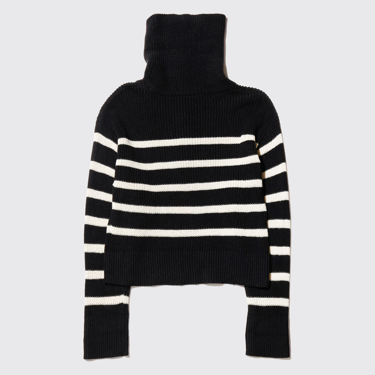 vintage border cropped half zip sweater