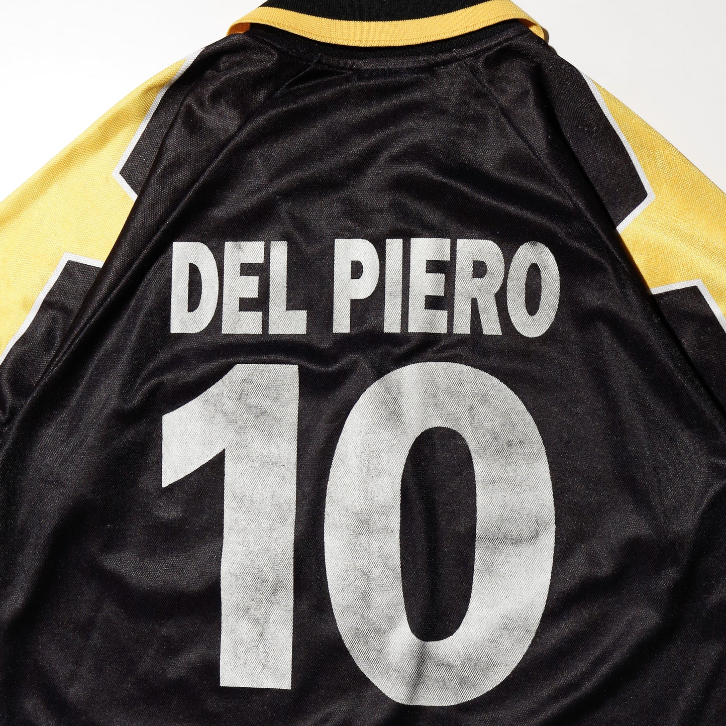 vintage 95-97's JUVENTUS fc third game shirt , *10 Del Piepo