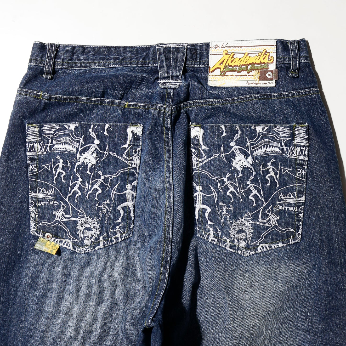 vintage akademiks petroglyph denim bermuda shorts