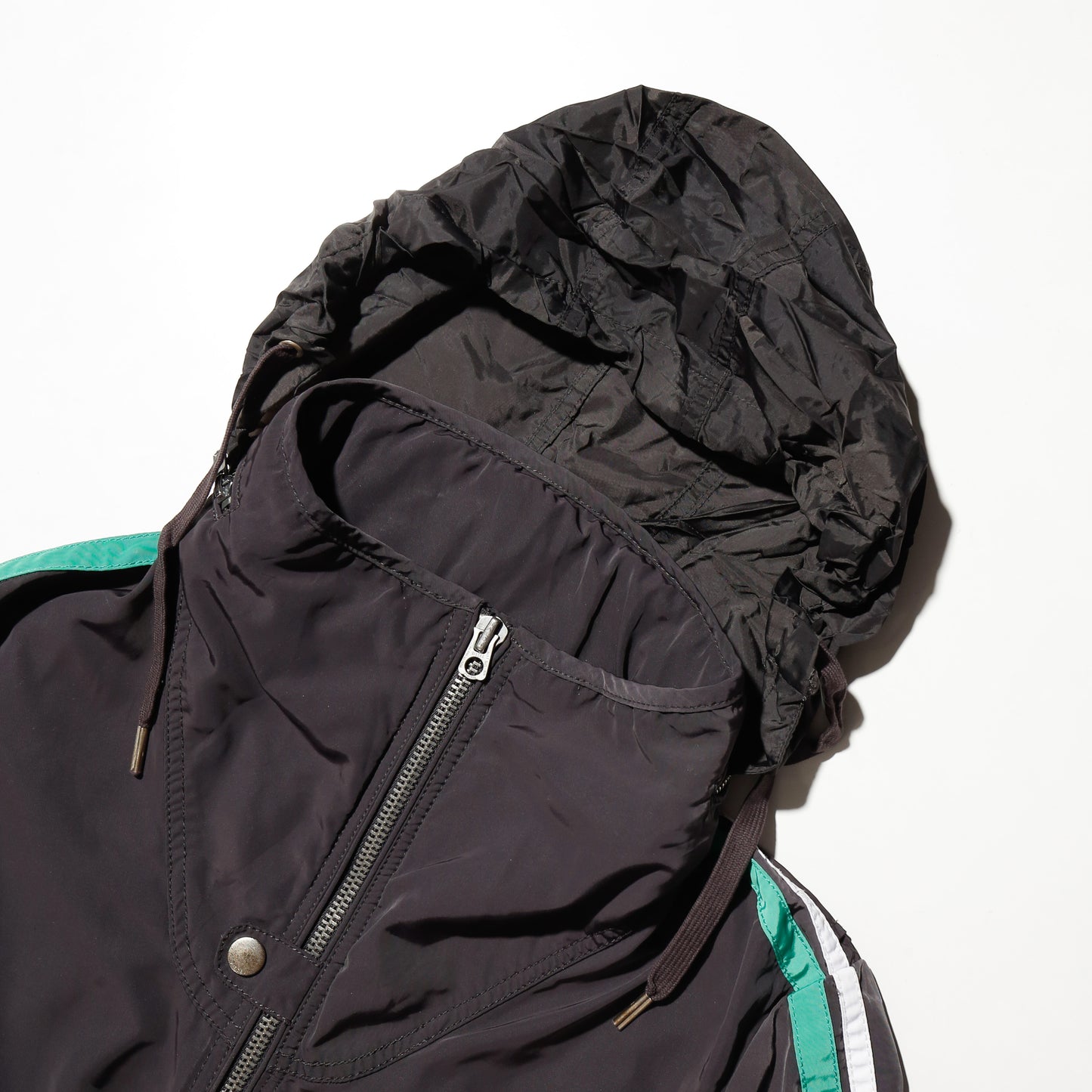 vintage 00's diesel nylon racing jacket, hood storage