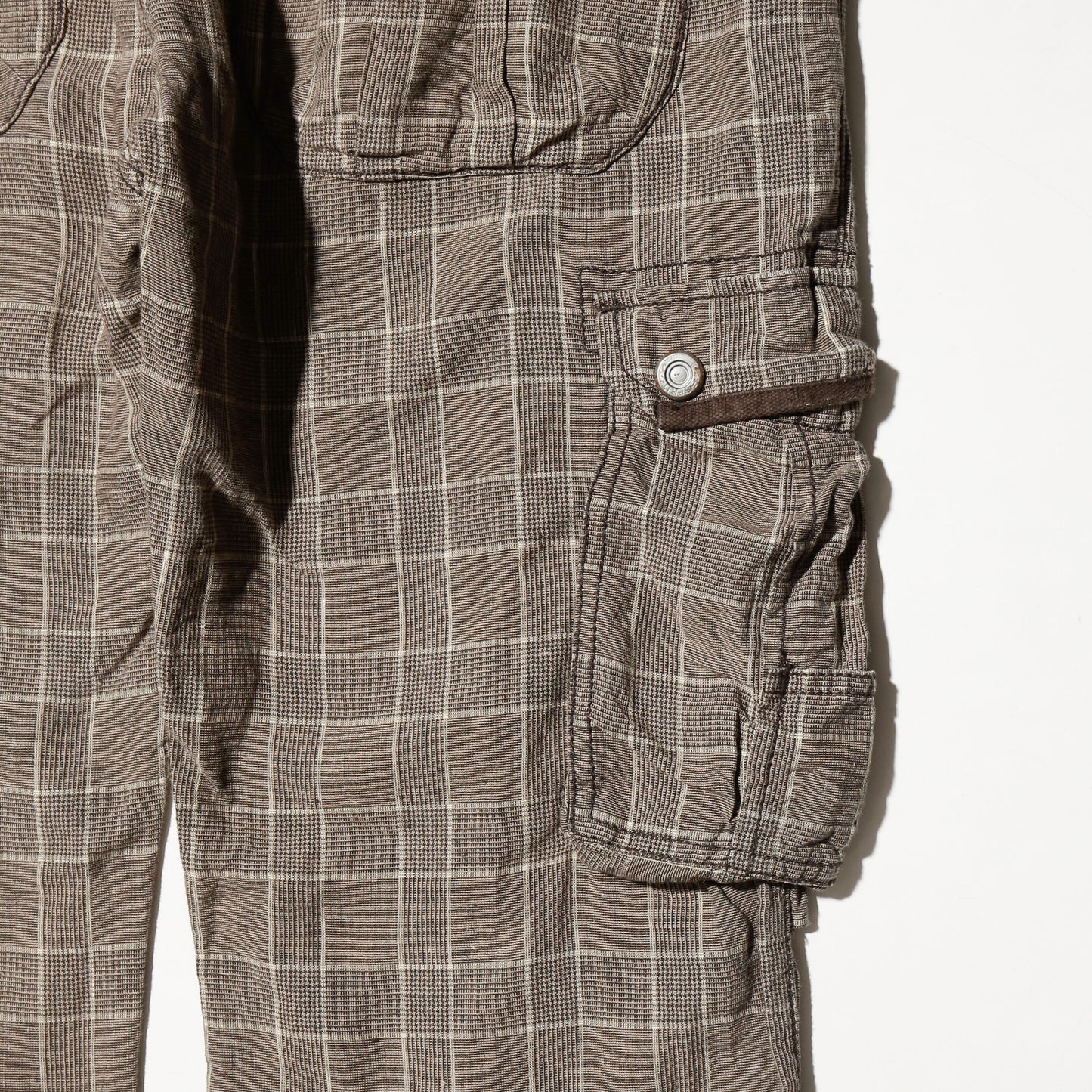 *one-off esplit repaired check cargo trousers