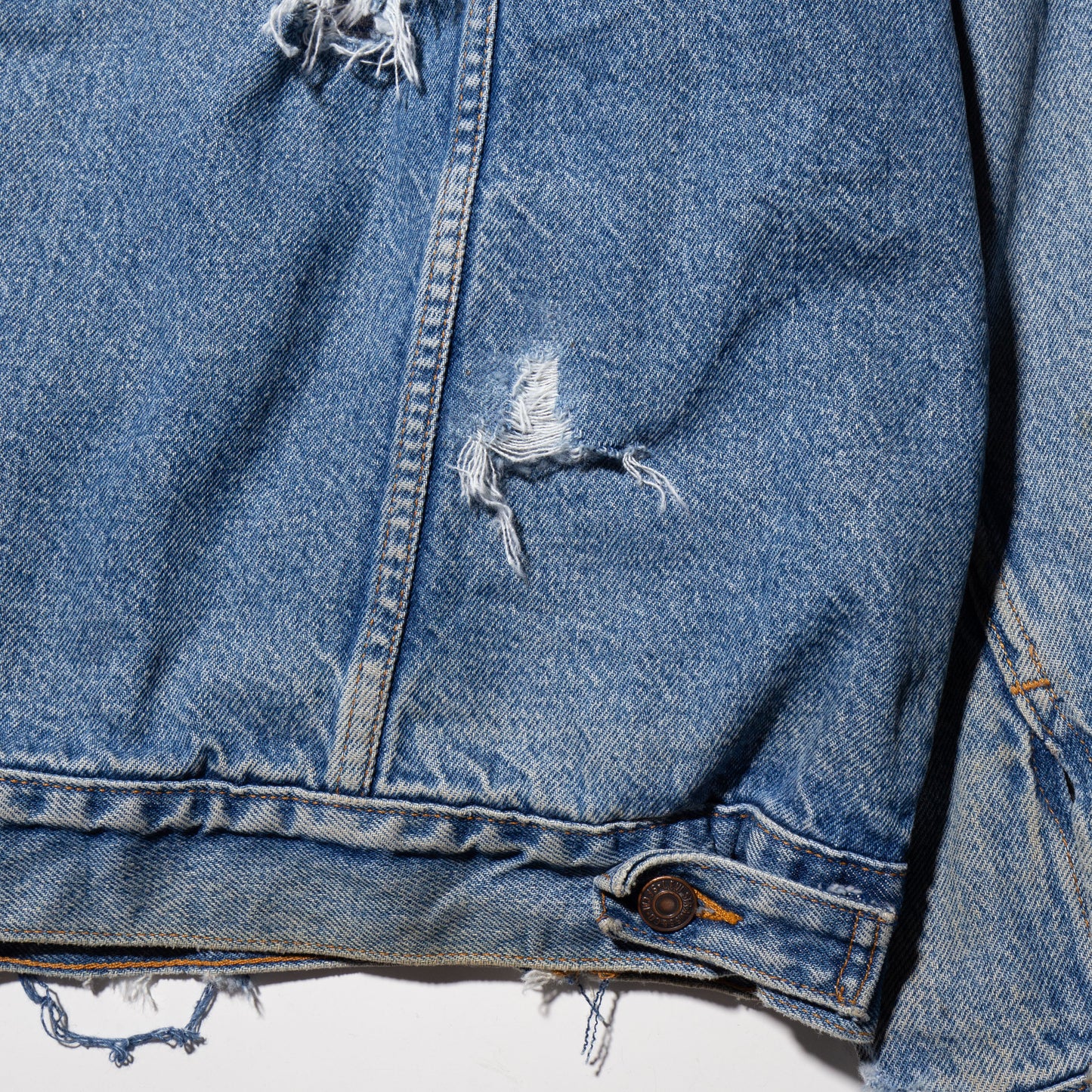 vintage Levi's broken trucker jacket , with check liner