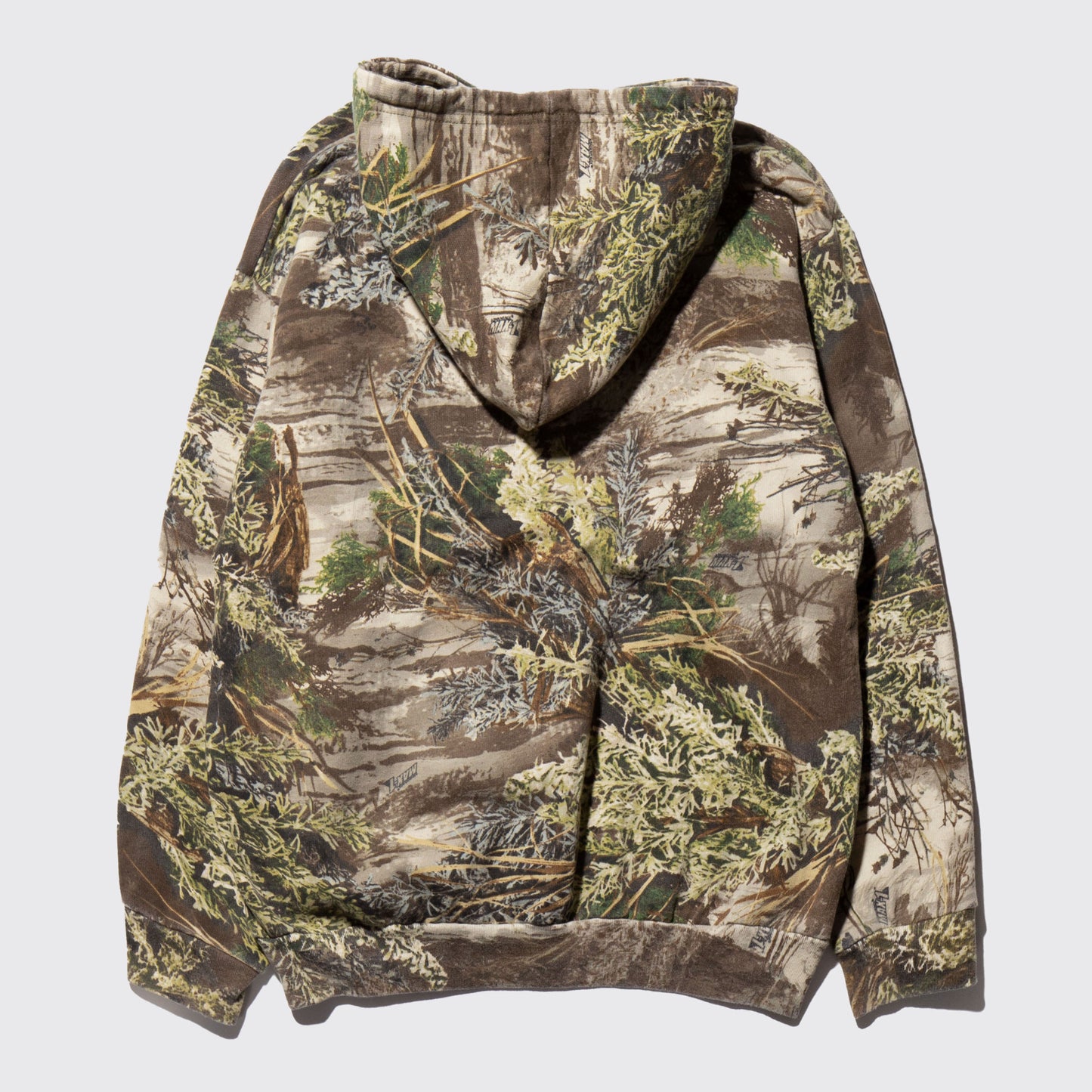 vintage cabela's love tree camo hoodie