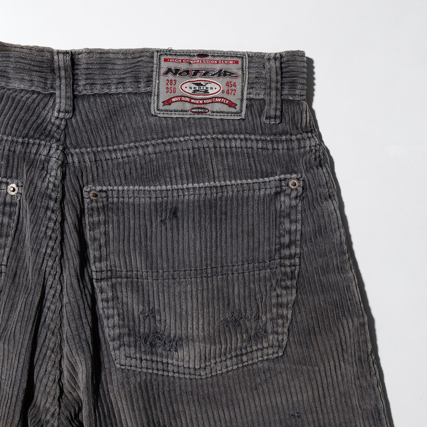vintage 90's nofear corduroy broken shorts