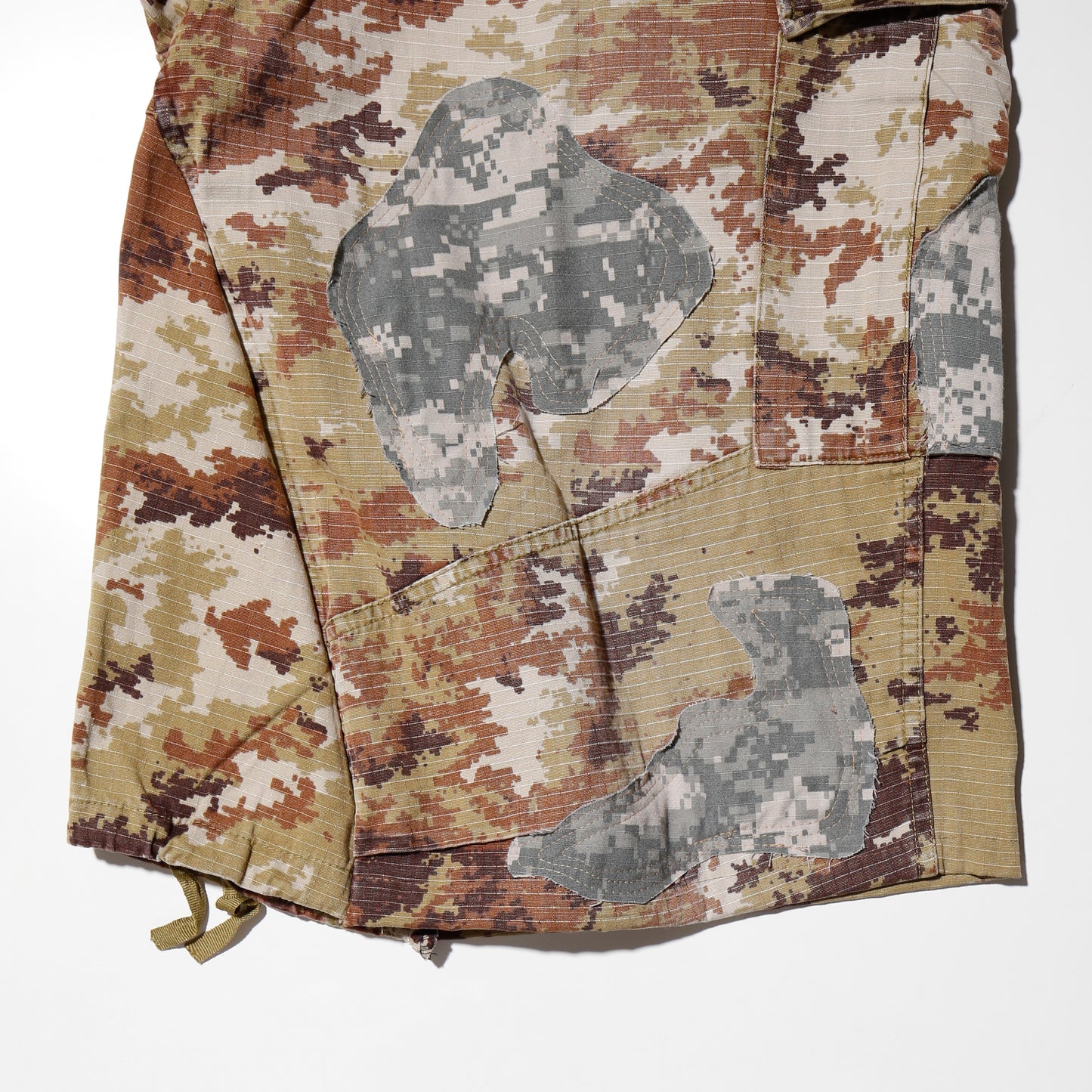 remake digital camo wide cargo shorts