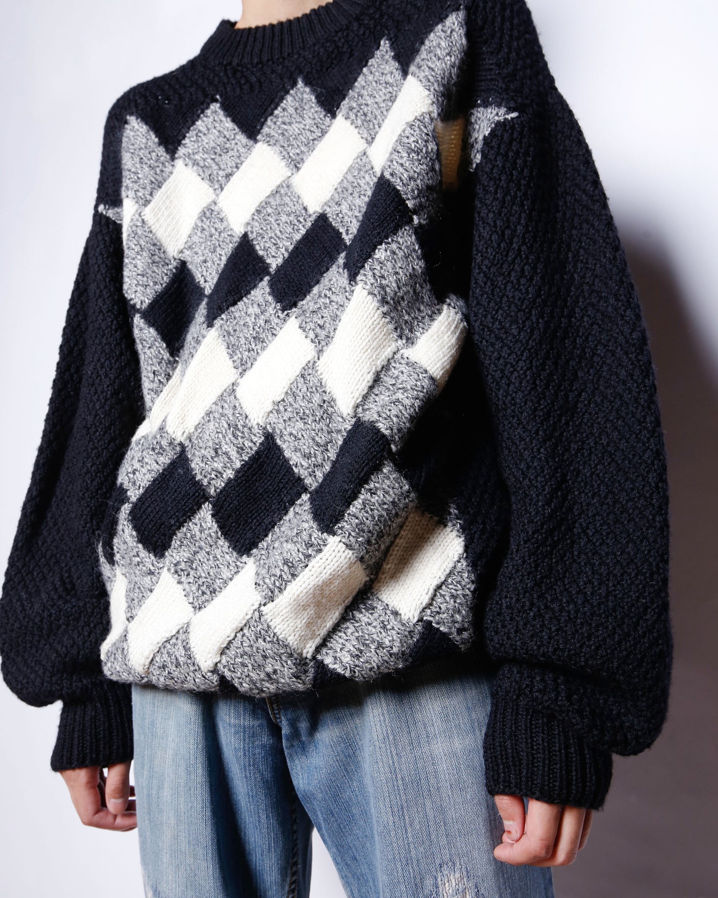 Vintage hand-knit dia sweater