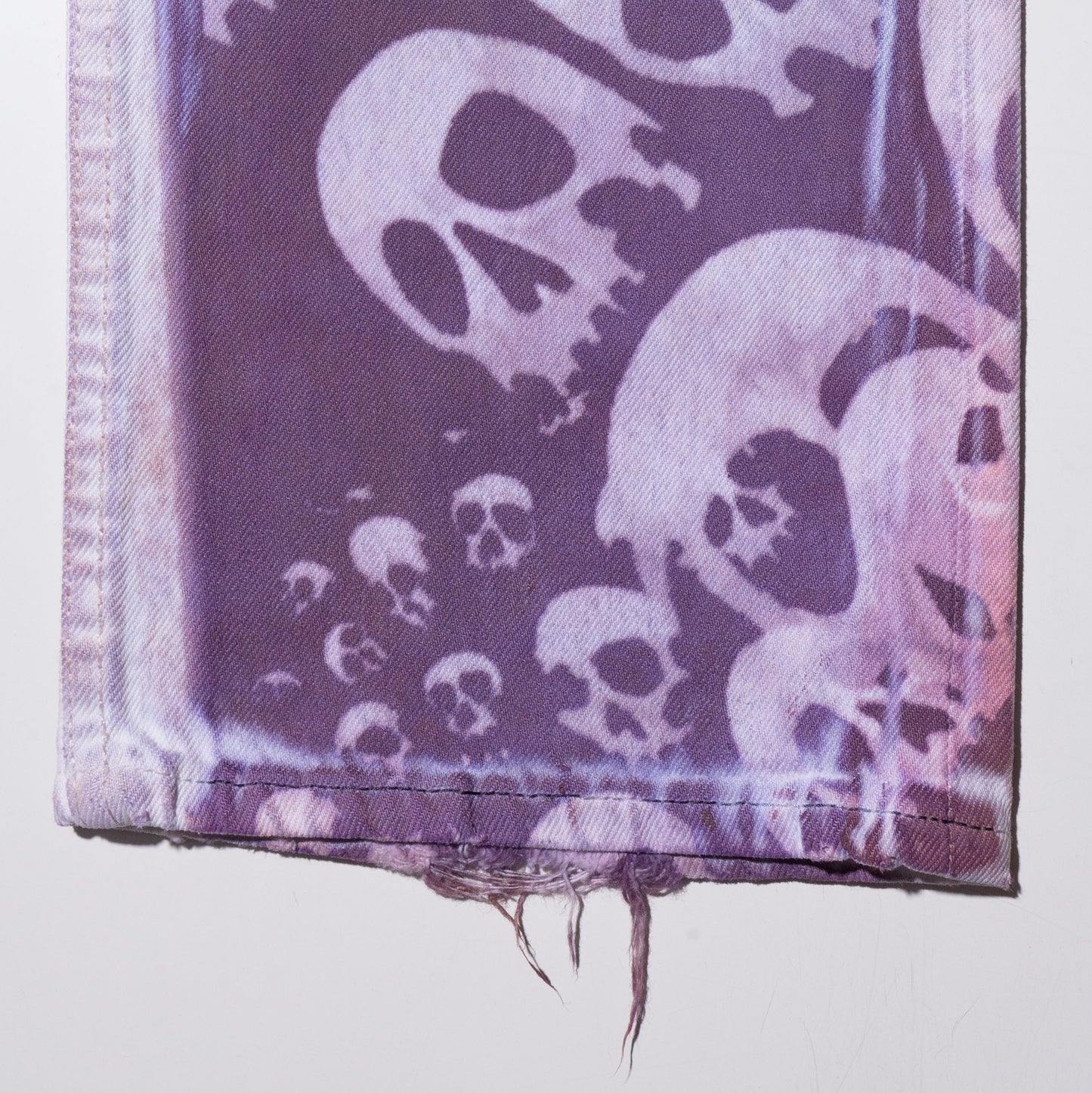 vintage skull transfer jeans