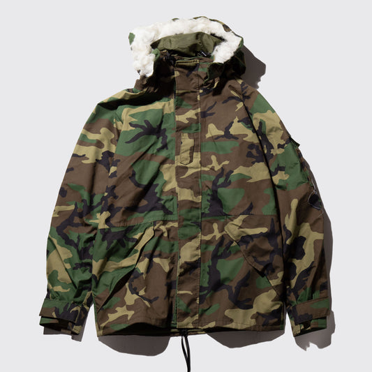 vintage usarmy gen-1 gore tex parka , with ruff