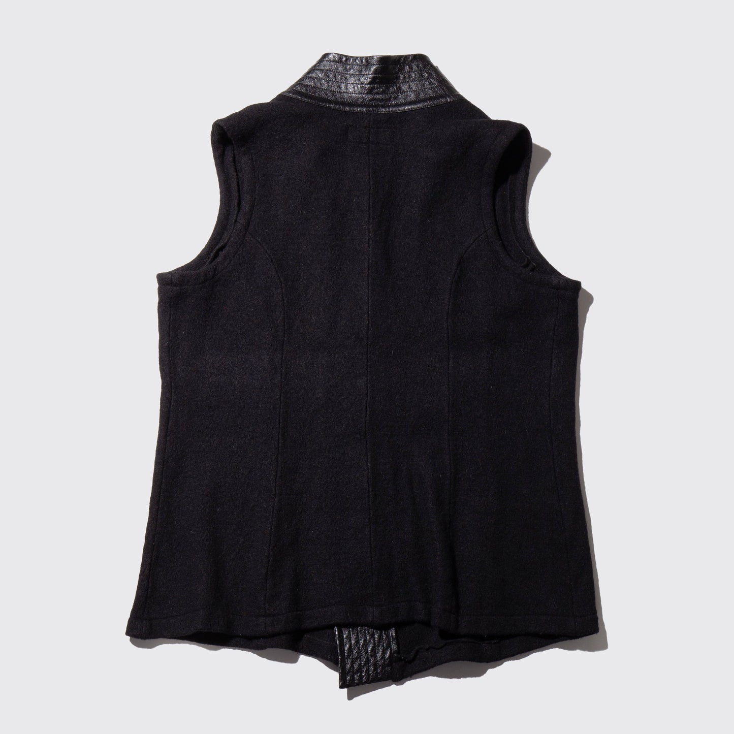 vintage leather neck zipped wool vest