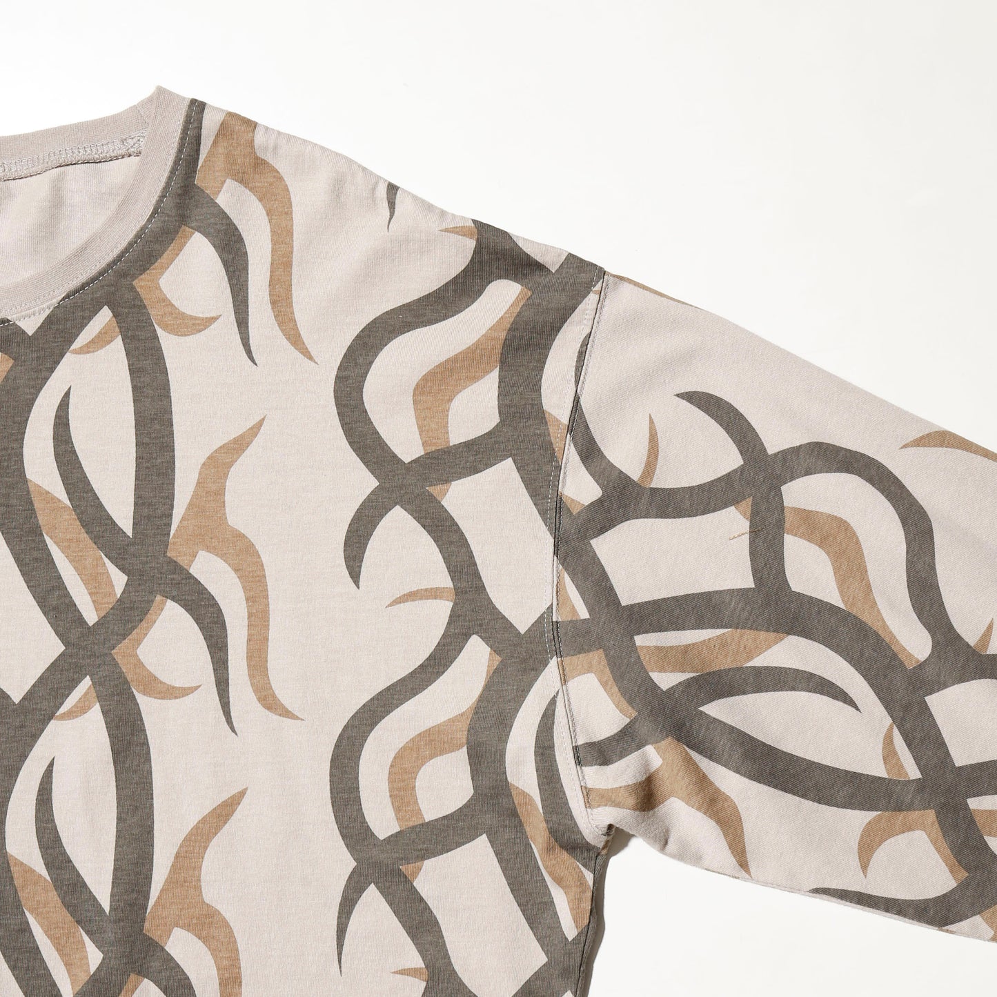vintage tribal camo l/s