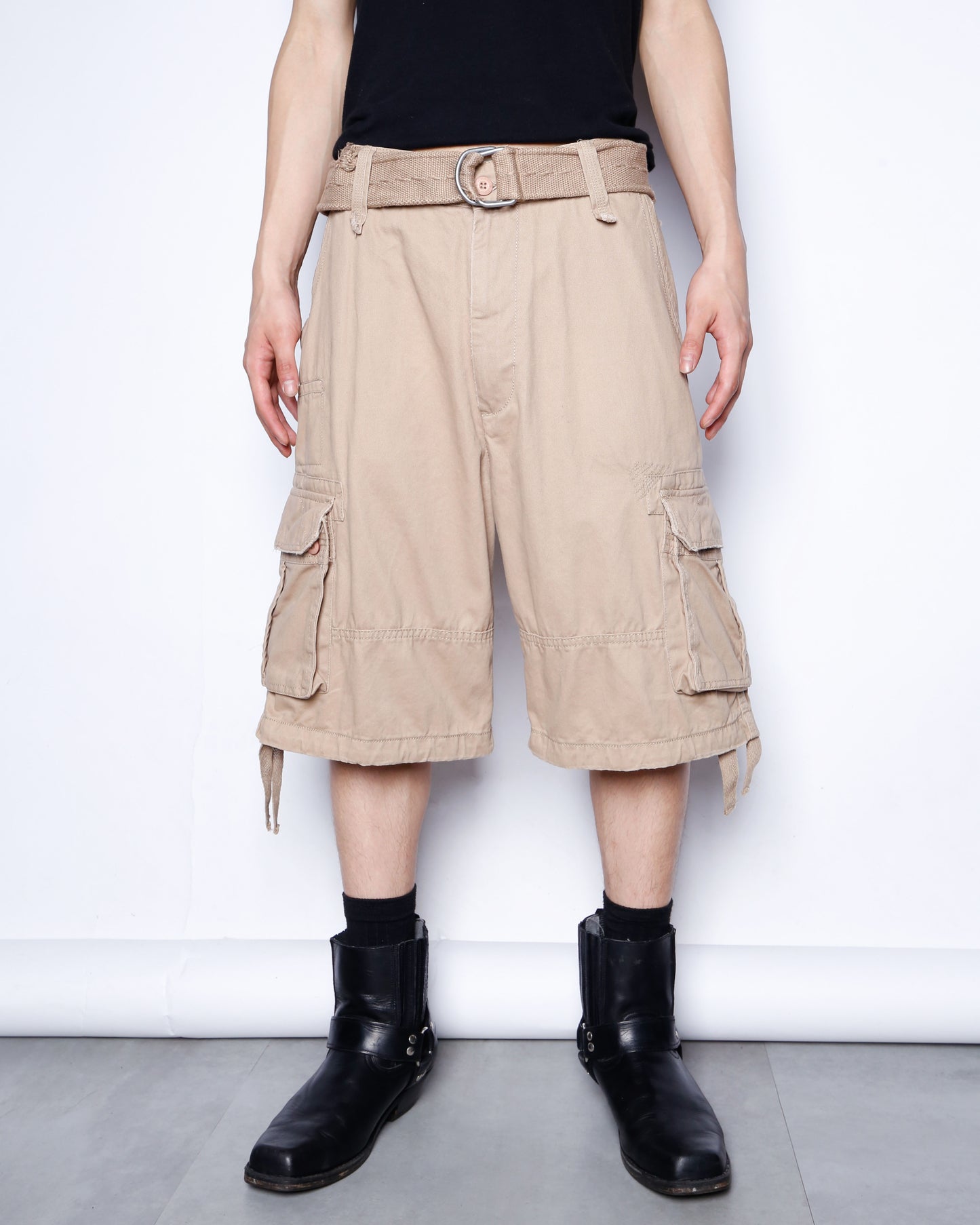 vintage belted wide cargo shorts