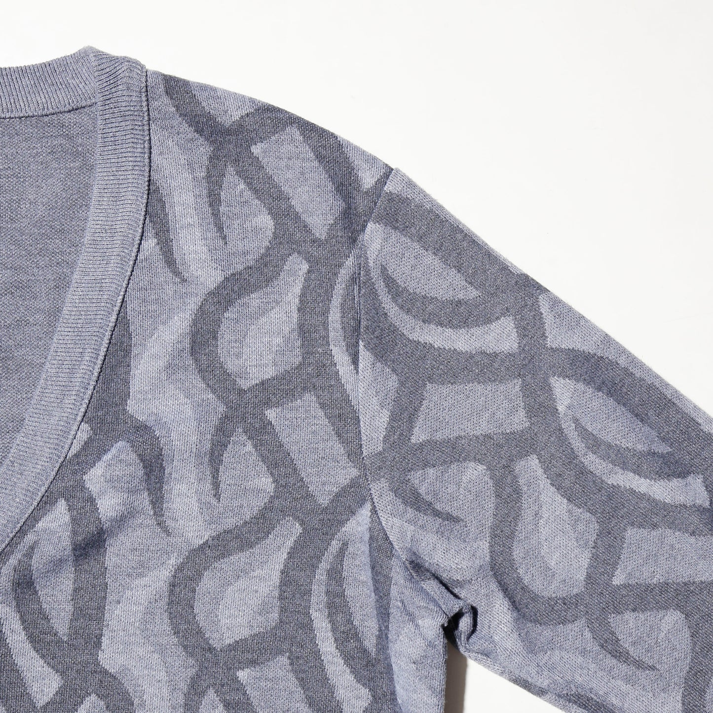 vintage 90' airwalk tribal cardigan