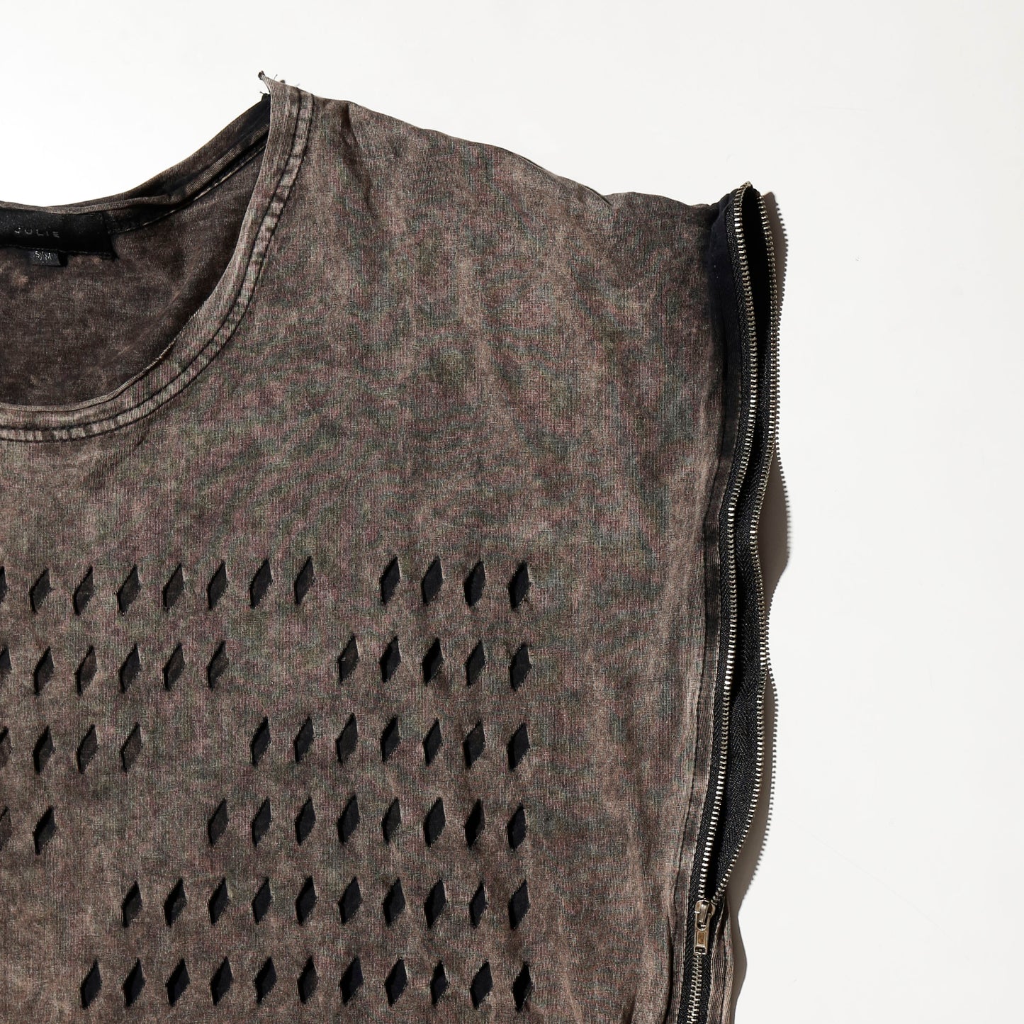 vintage distressed negative bolt side zipper t-shirt