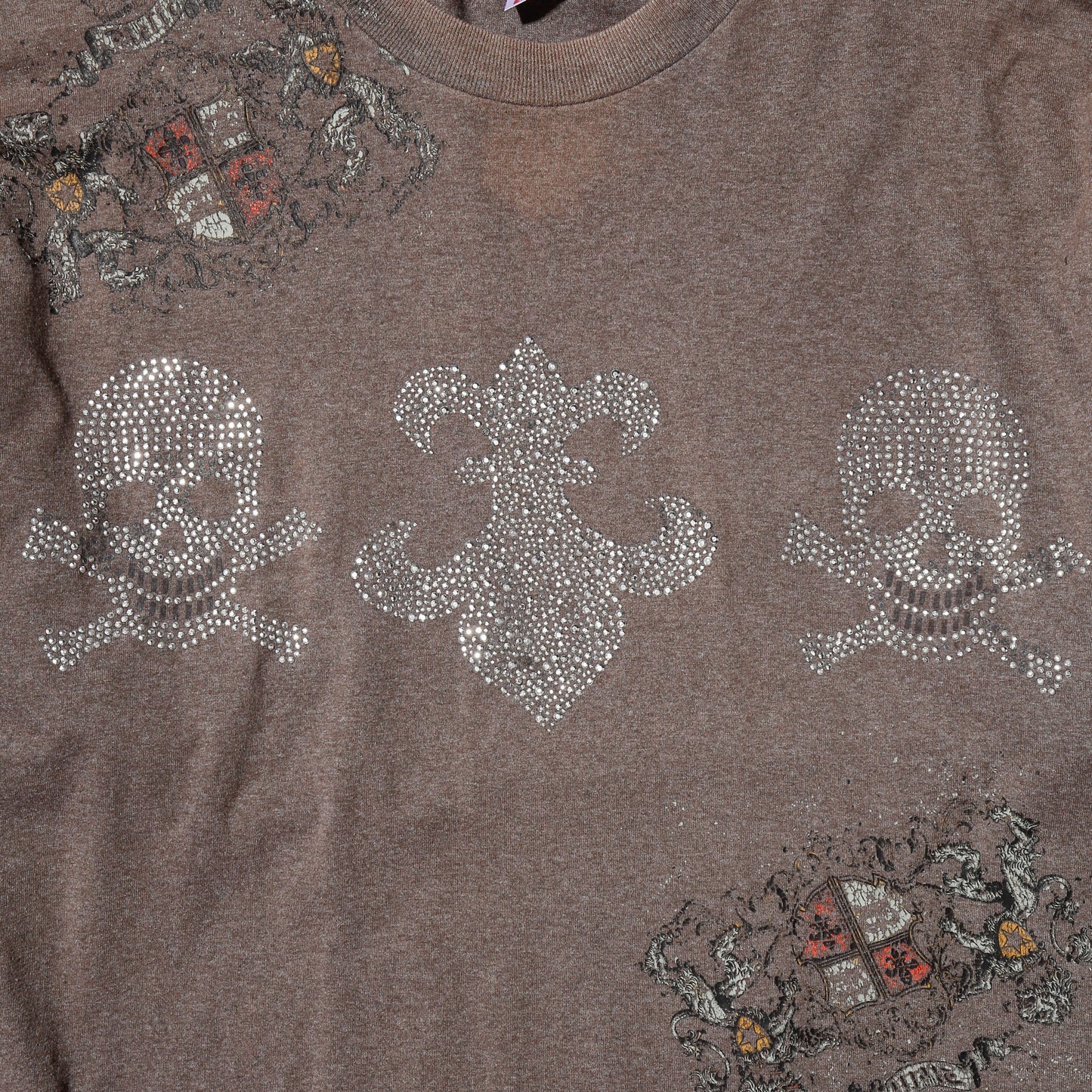 *one-off skull rhinestone layered l/s