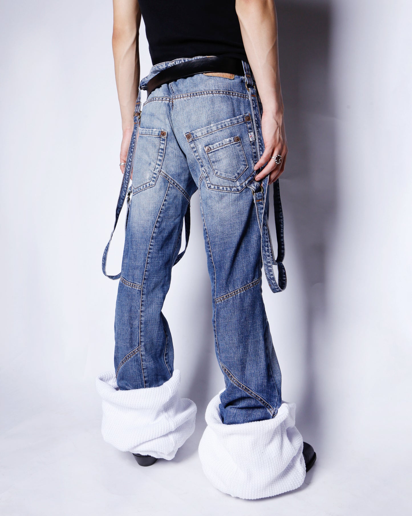 *one-off loose socks jeans