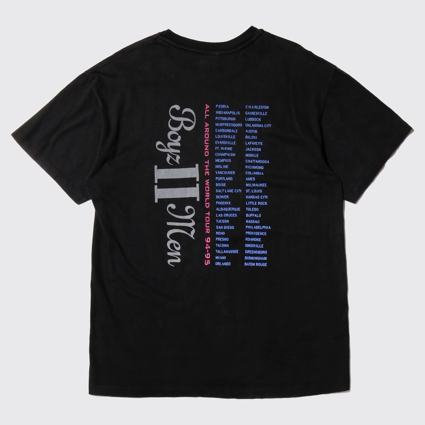 vintage 1994-1995's BOYZ II MEM all around the world tour t-shirt