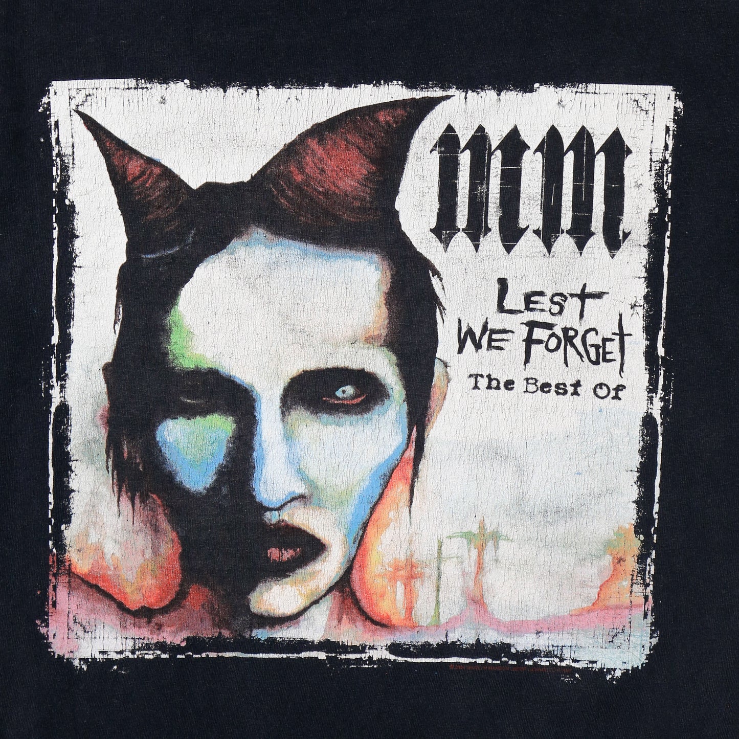 vintage 2004's Marilyn Manson "lest we forgot" t-shirt