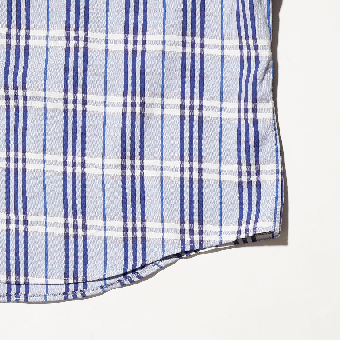 *one-off burberry cropped bowtie check shirt