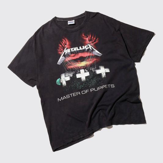 vintage 2007’s Metallica “master of puppets” t-shirt