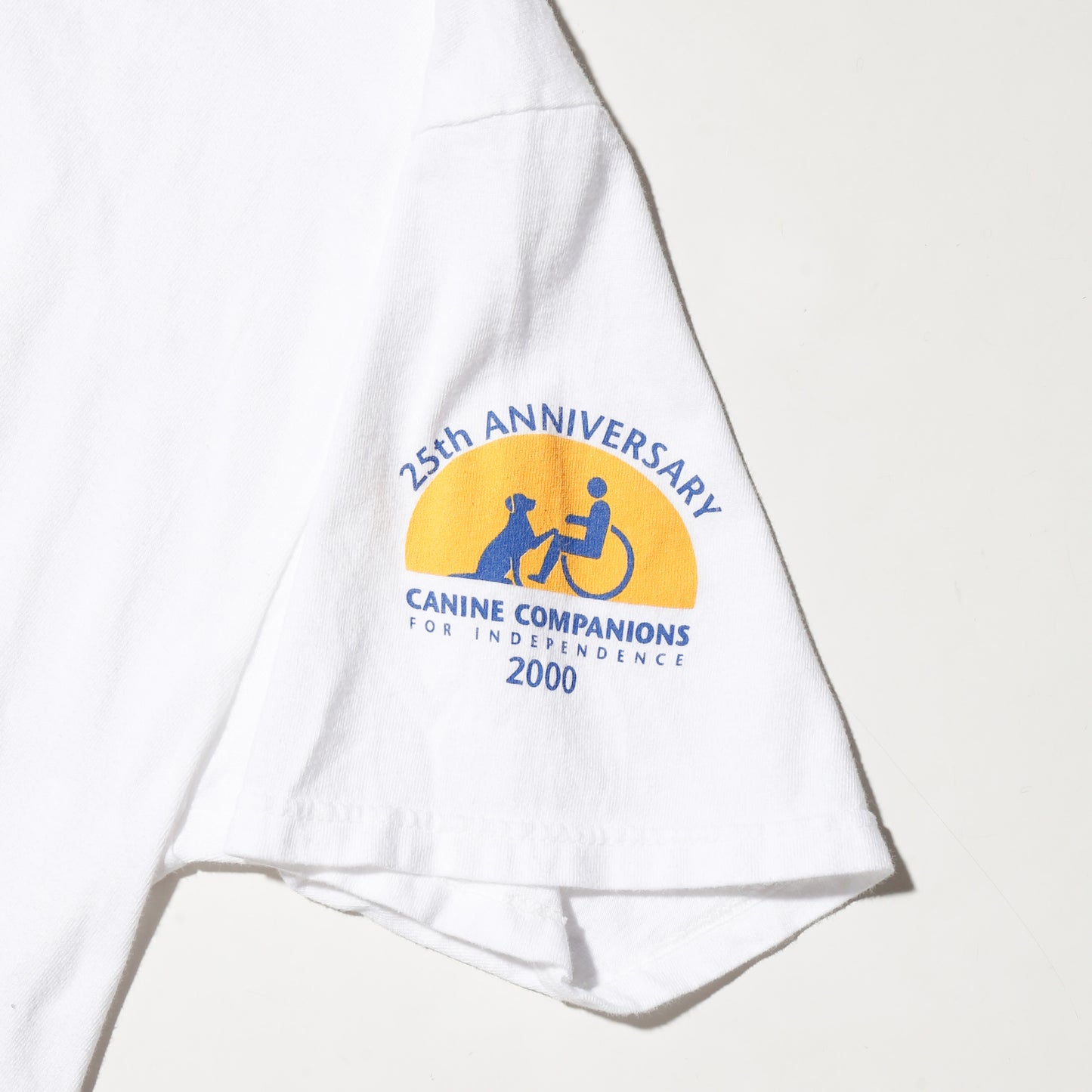 vintage just2000’s "Lexus" golden retriever t-shirt