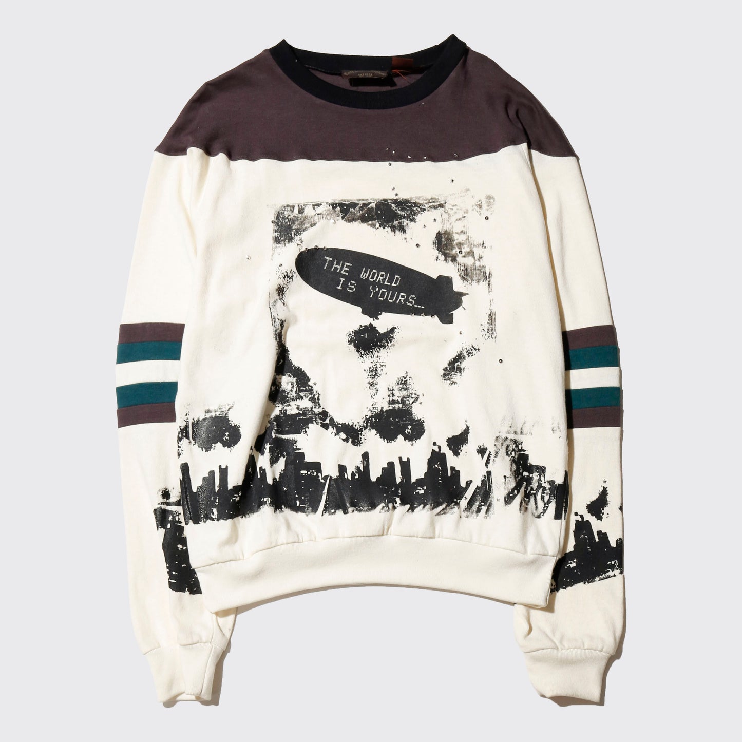 *one-off "the world is yours" hand screen sweat