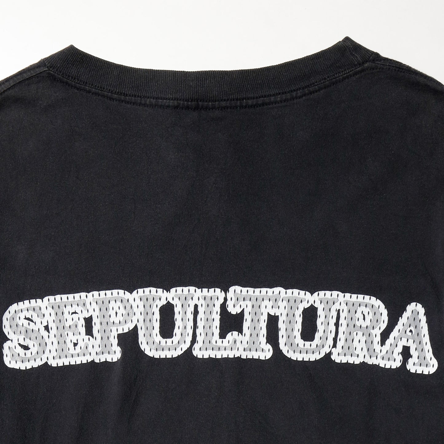 vintage 1997's sepultura tribal bone mesh print l/s