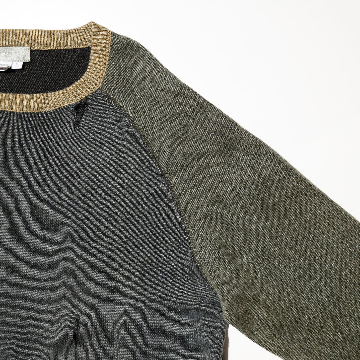 *one-off raglan broken sweater
