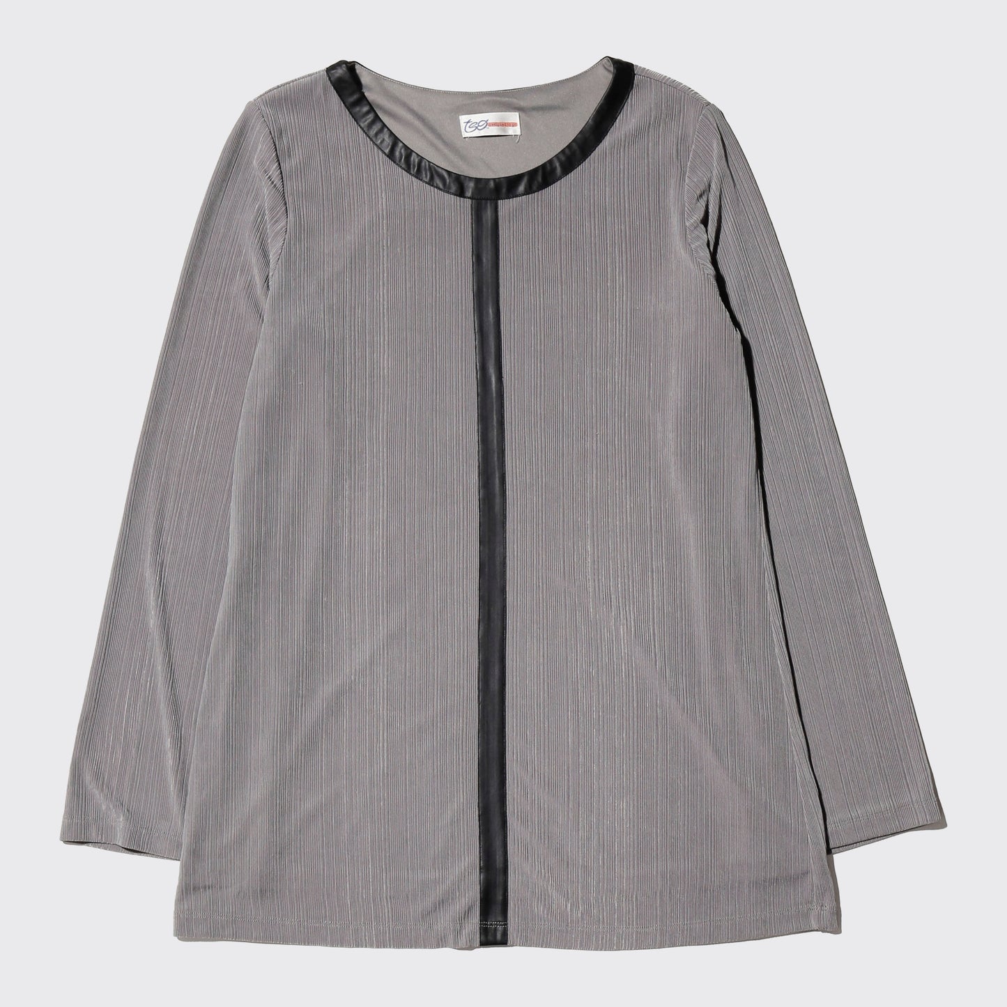 vintage line textured cut sew