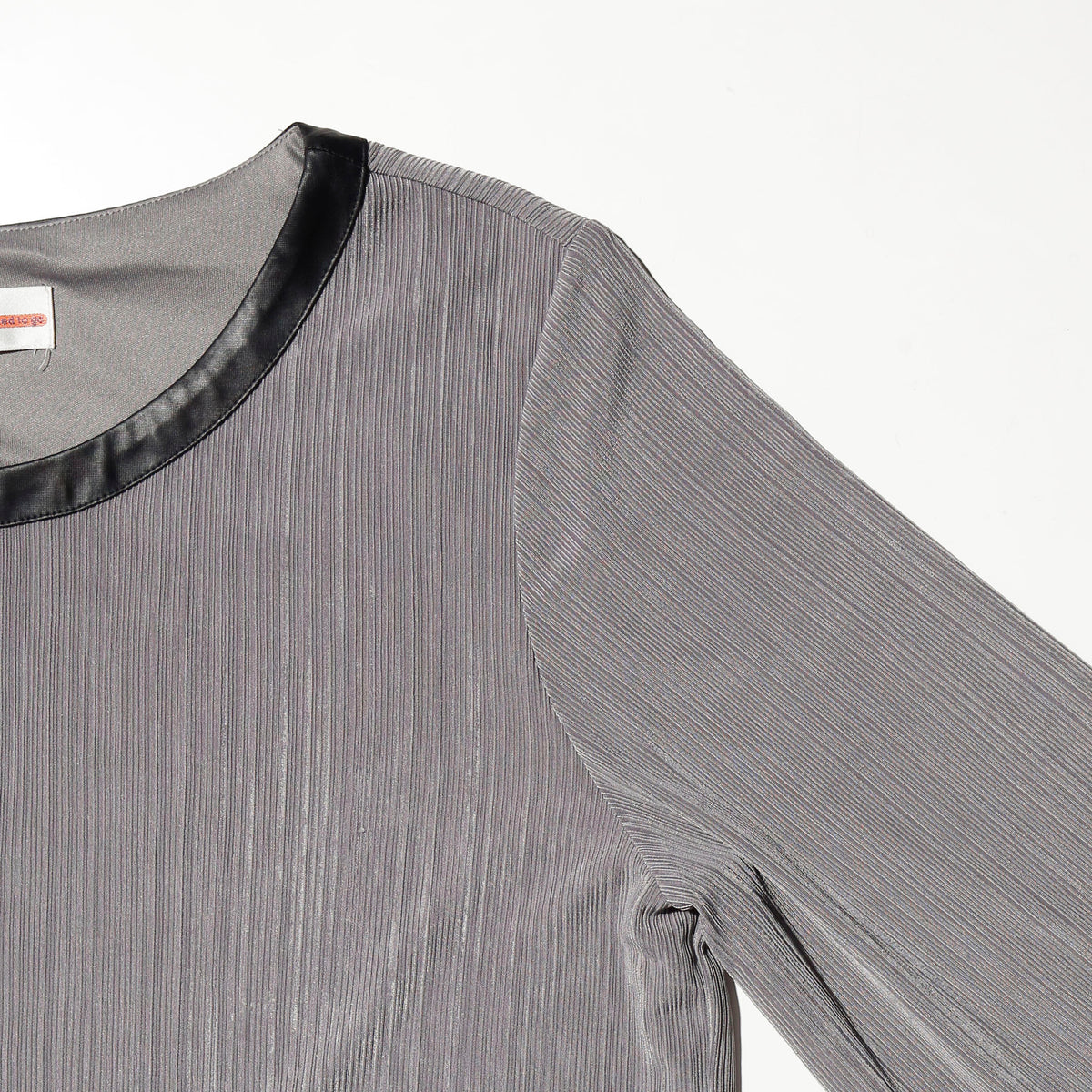 vintage line textured cut sew