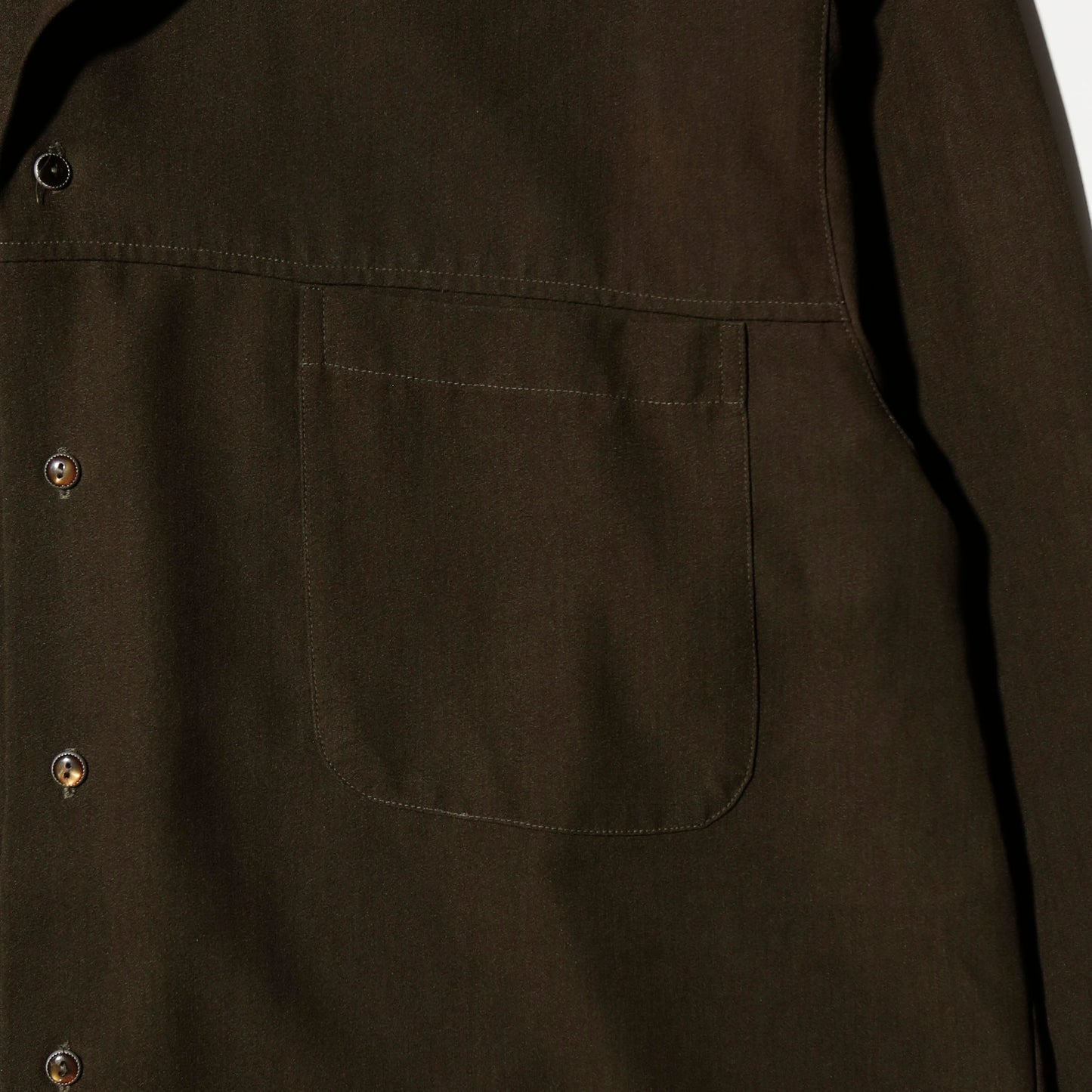 vintage open collar boxy shirt