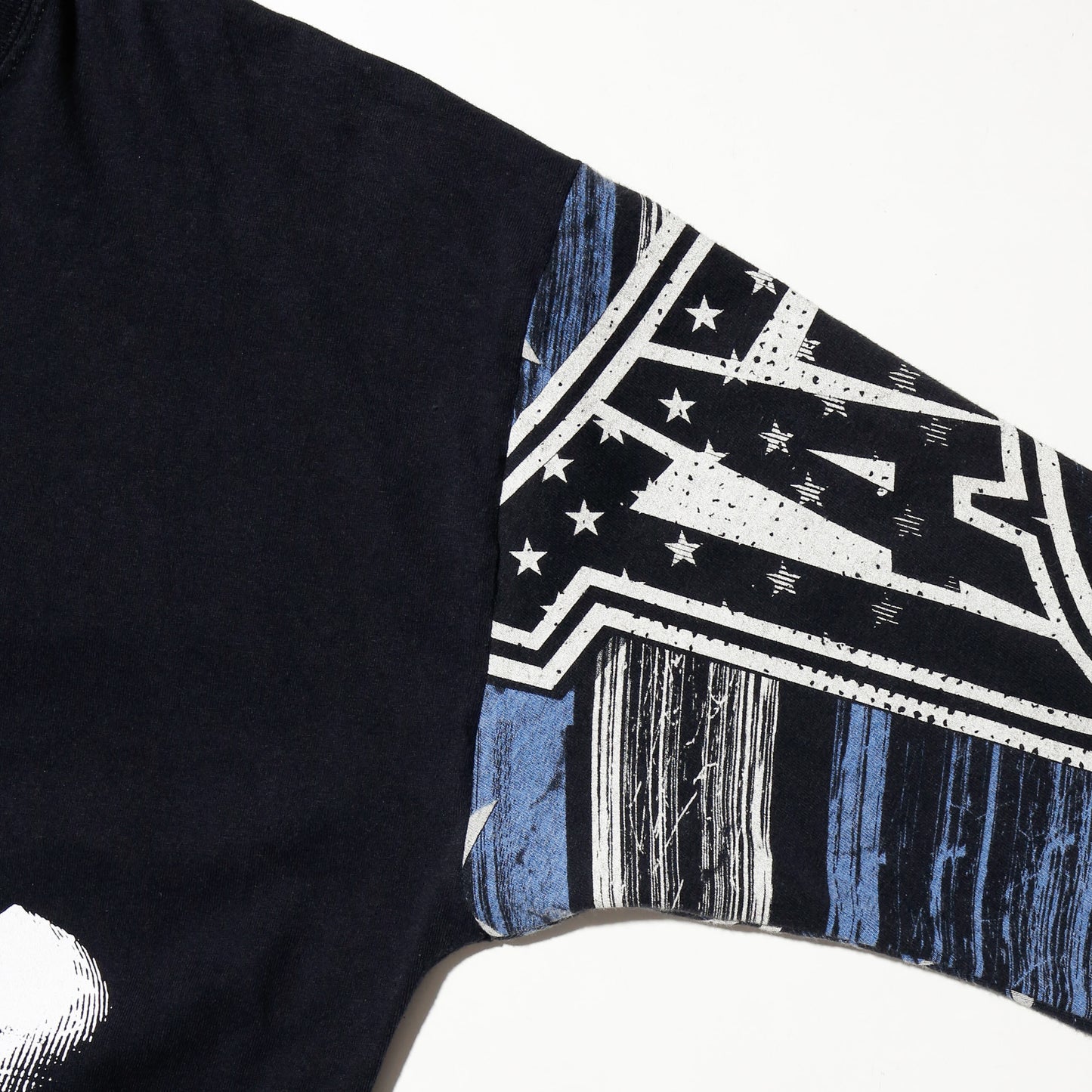 *one-off hybrid hooded cut sew, with detachable gloves