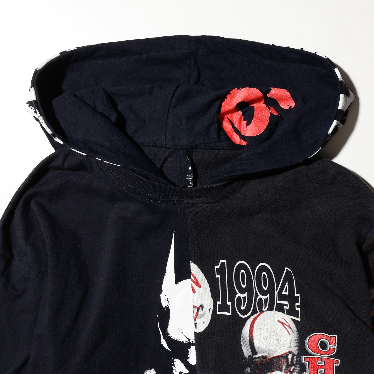 *one-off hybrid hooded cut sew, with detachable gloves