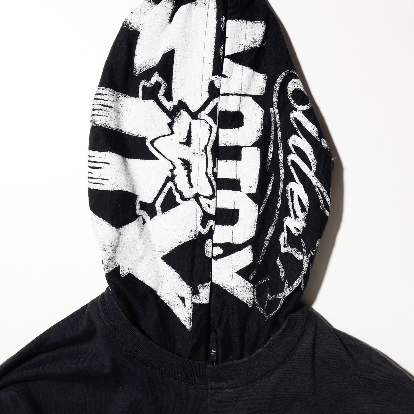 *one-off hybrid hooded cut sew, with detachable gloves