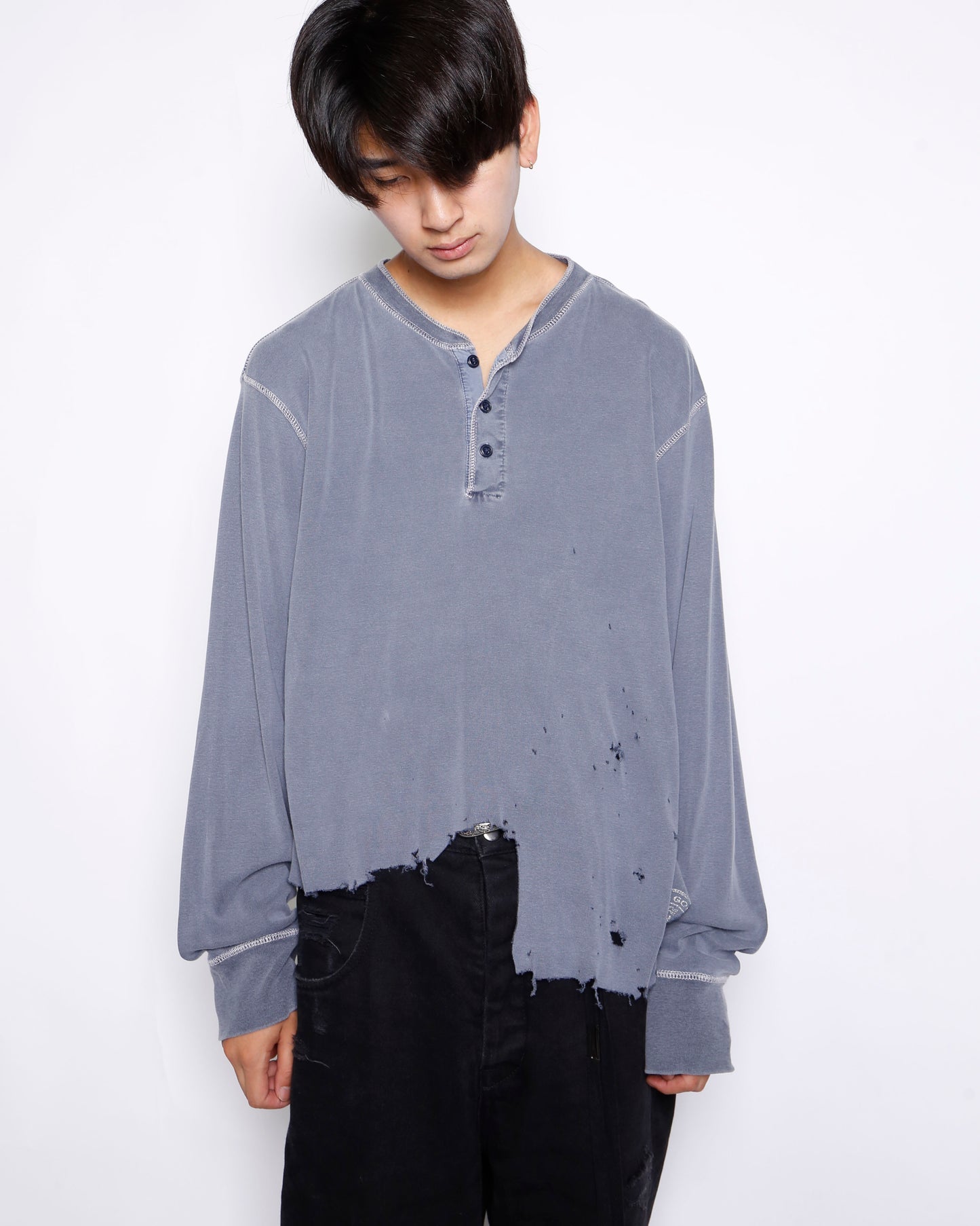 *one-off broken henry neck cut sew