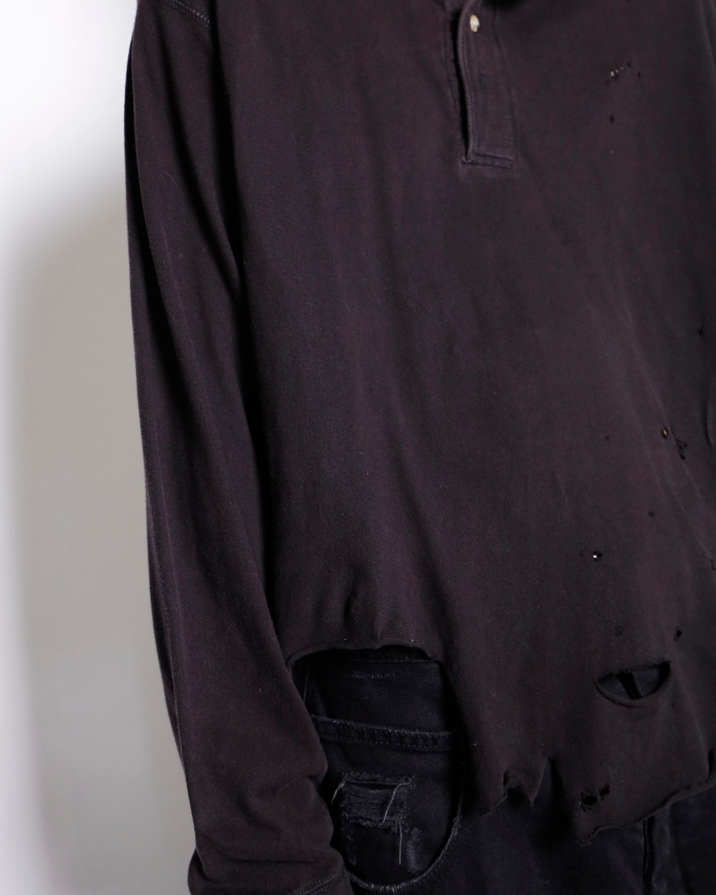*one-off broken henry neck cut sew